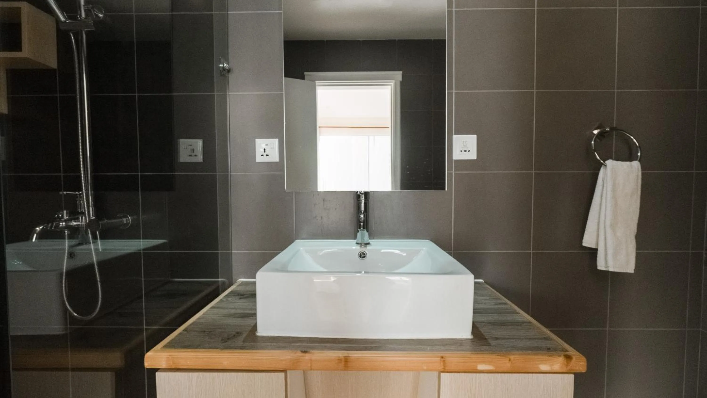 Bathroom in Lea Spa Hotel