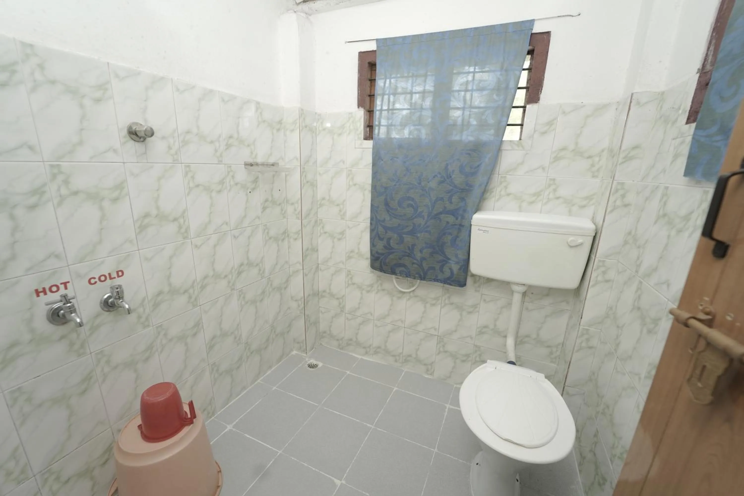 Bathroom in JUNGLE PARADISE FARM & GUEST HOUSE