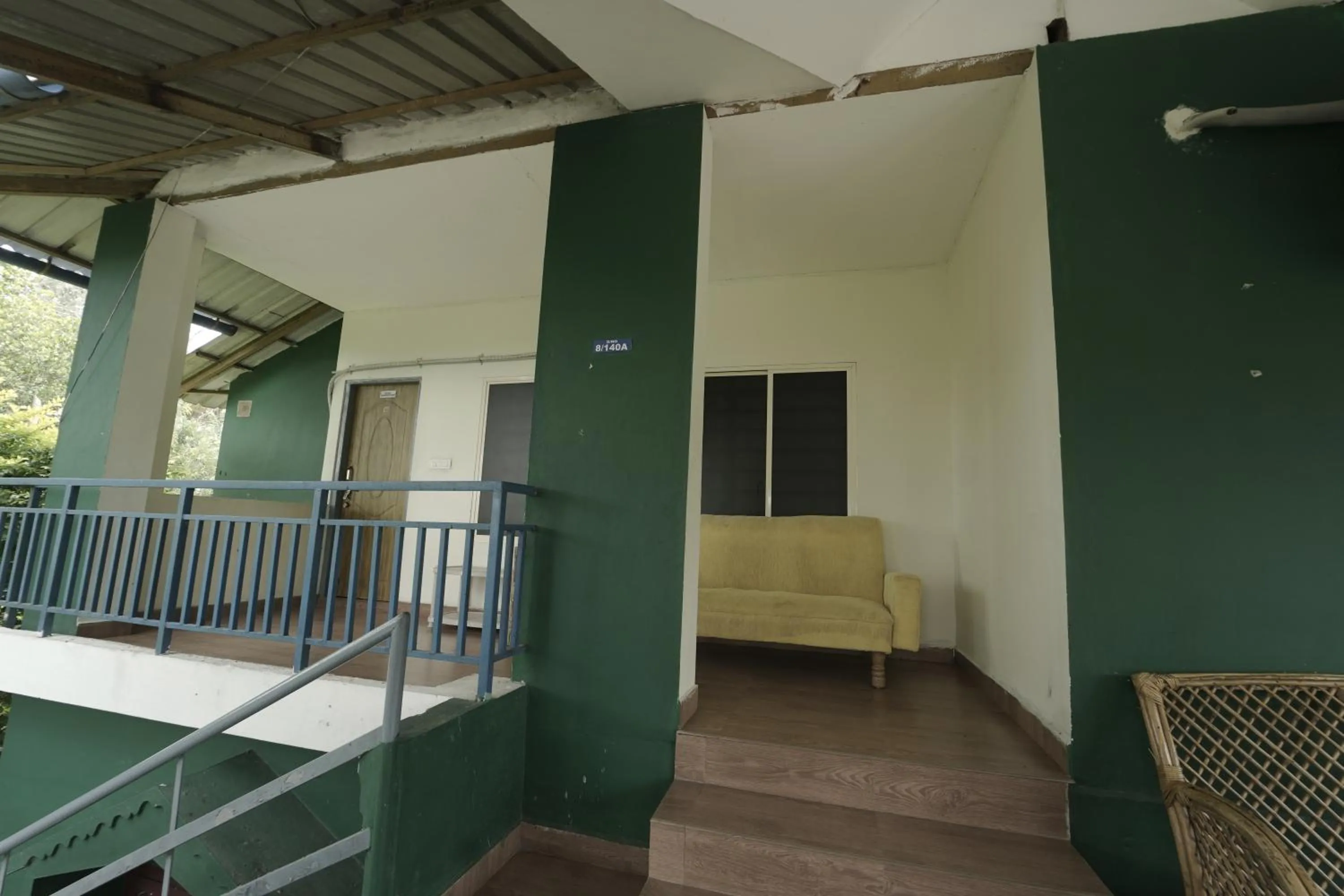 Balcony/Terrace in JUNGLE PARADISE FARM & GUEST HOUSE