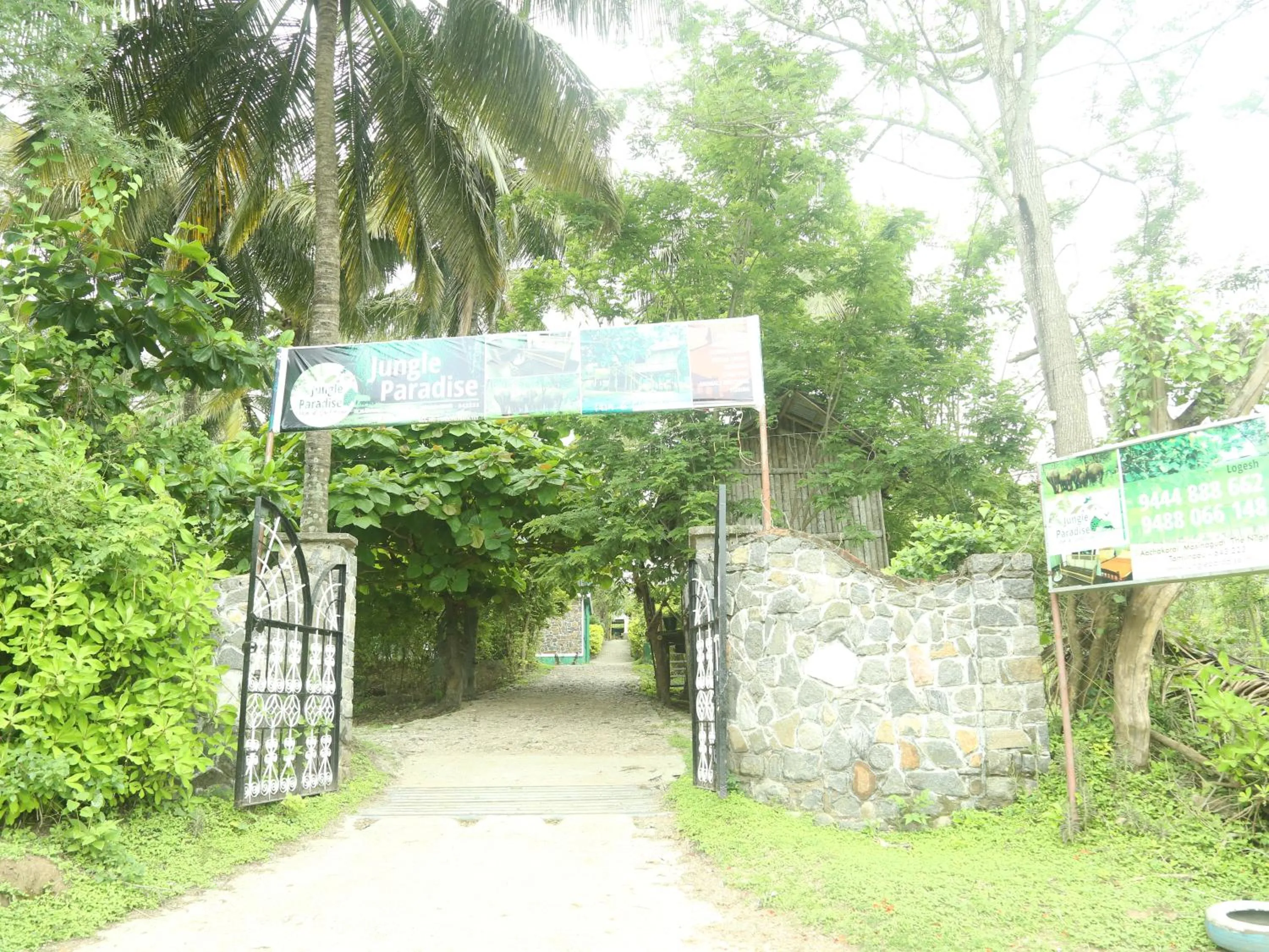 Facade/entrance in JUNGLE PARADISE FARM & GUEST HOUSE