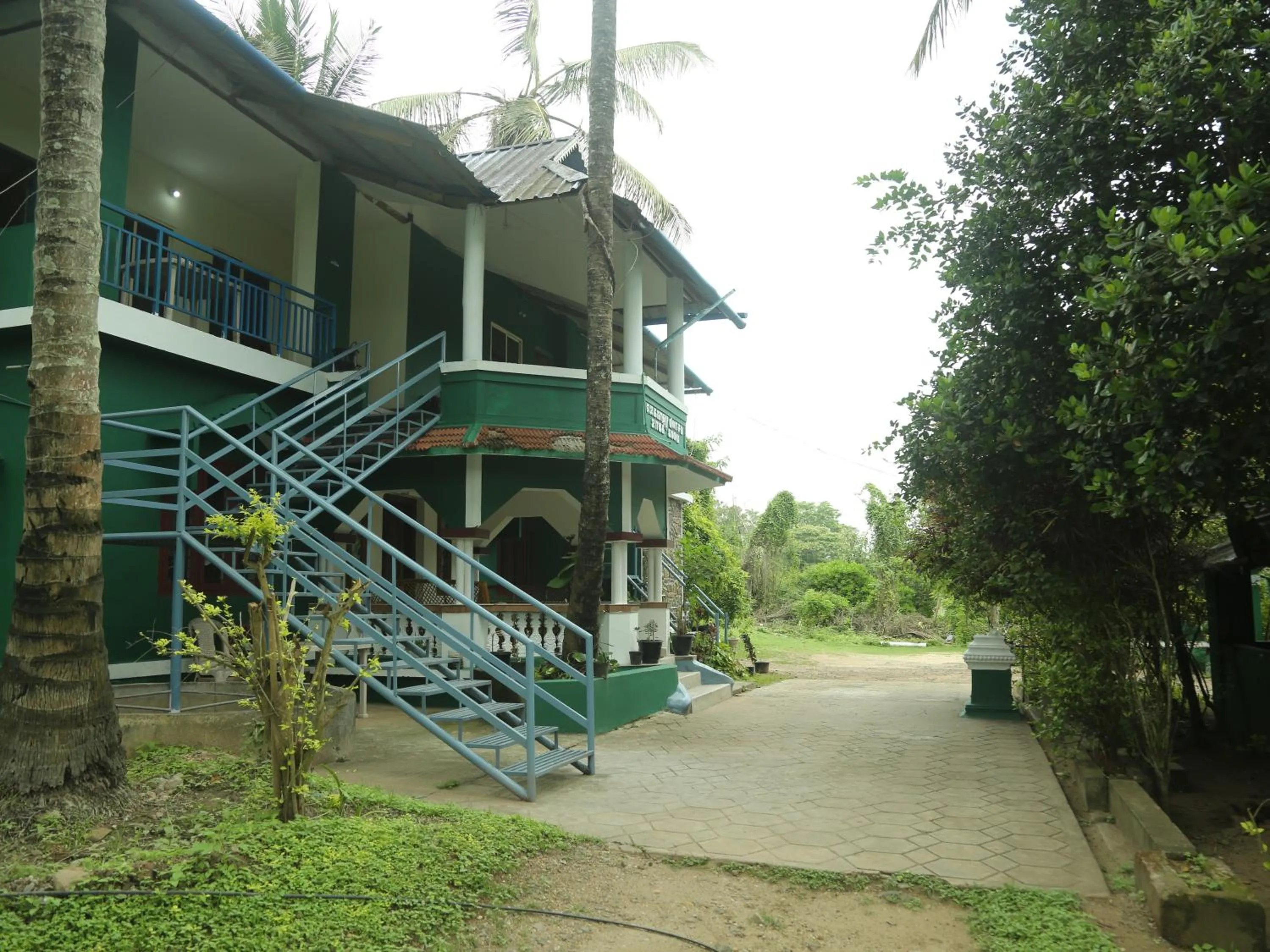 Facade/entrance in JUNGLE PARADISE FARM & GUEST HOUSE
