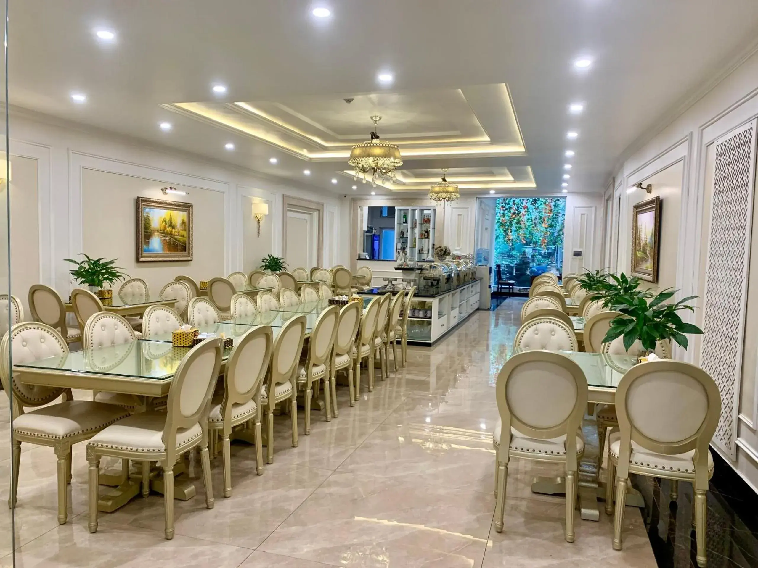 Restaurant/places to eat in Hoang Hai Hotel Restaurant/places to eat in Hoang Hai Hotel