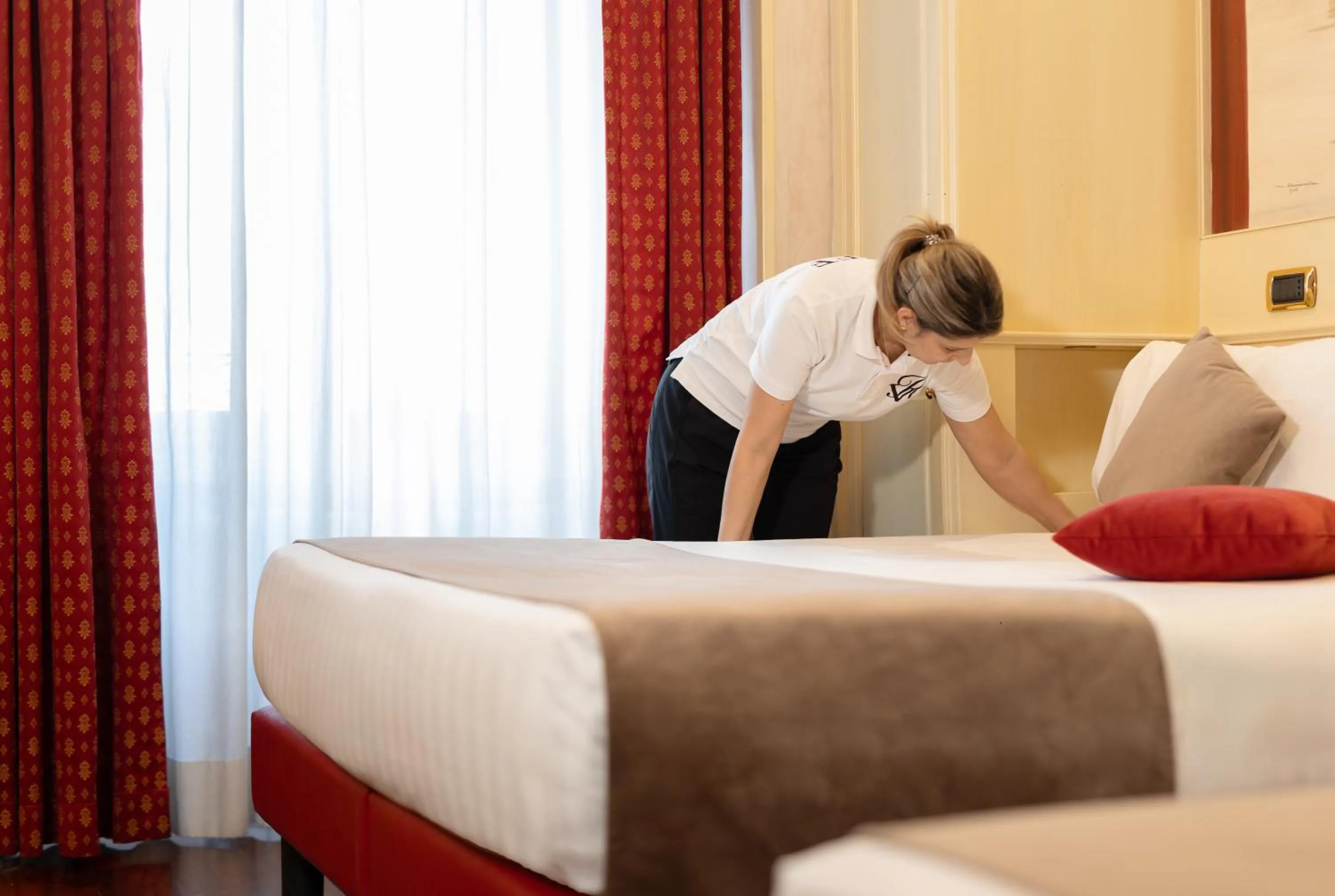 Bedroom, Bed in Al Viminale Hill Inn & Hotel