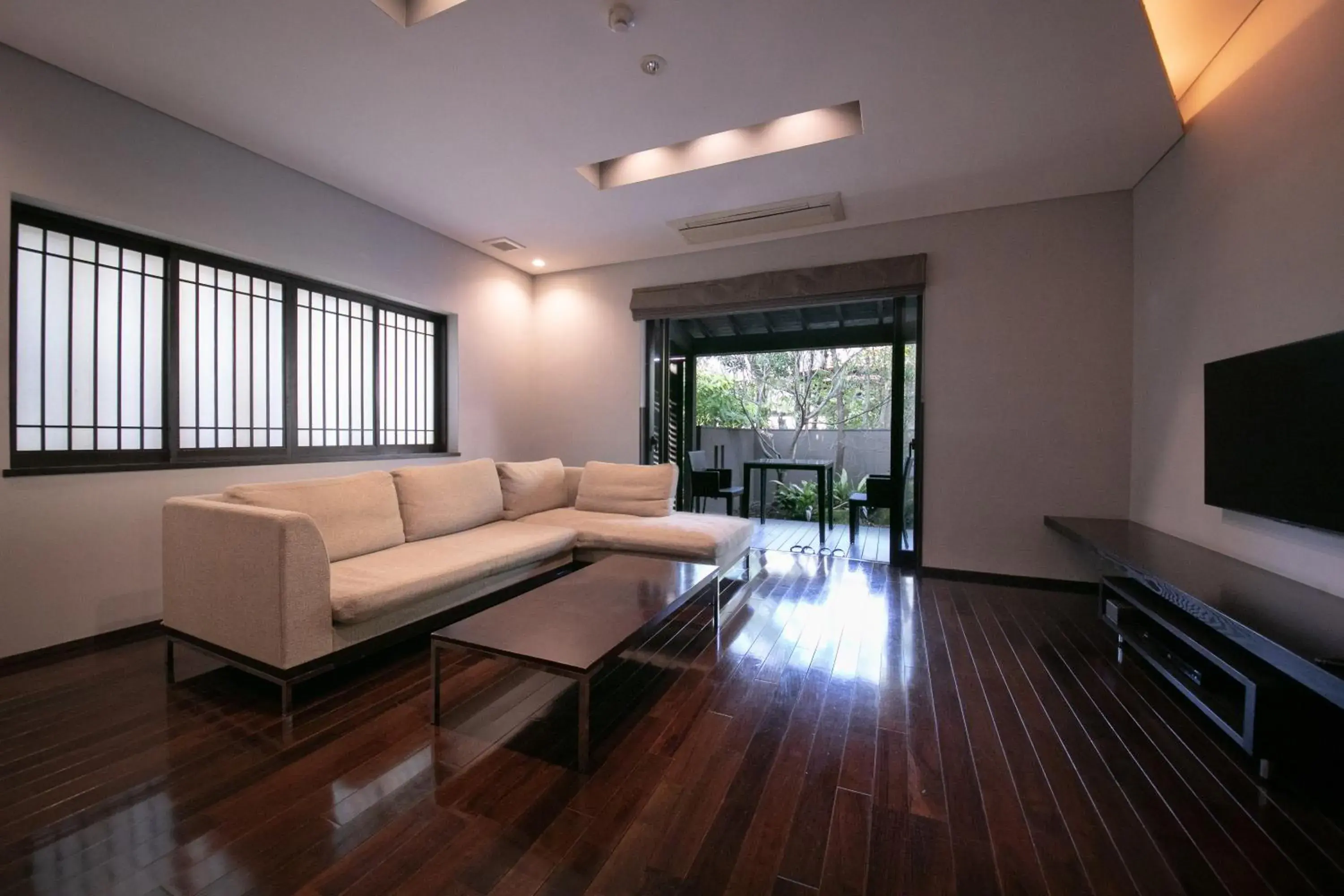 Superior Room with Semi-Open Air Bath and Indoor Bath - single occupancy - Sazanka - in Yufuin Bettei Itsuki Superior Room with Semi-Open Air Bath and Indoor Bath - single occupancy - Sazanka - in Yufuin Bettei Itsuki