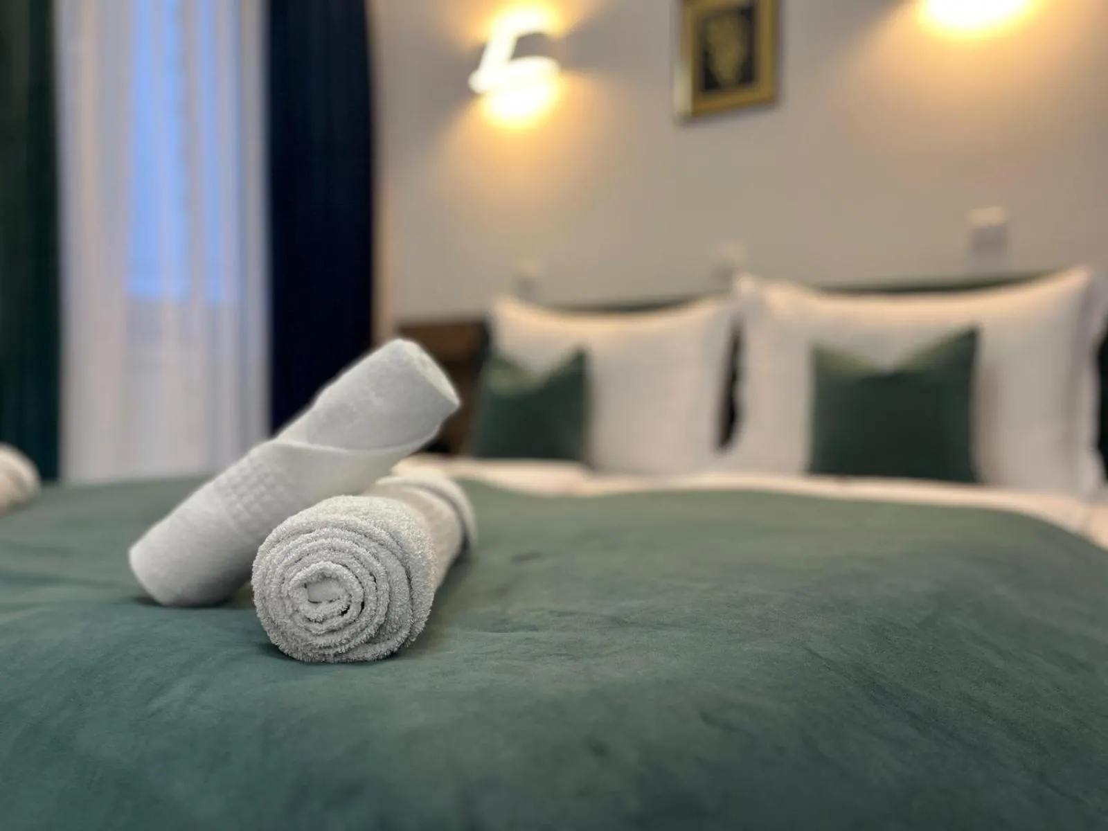 Bed in La Luna Premium Deluxe Apartment with Pool & Jacuzzi, Bikes and Covered Parking