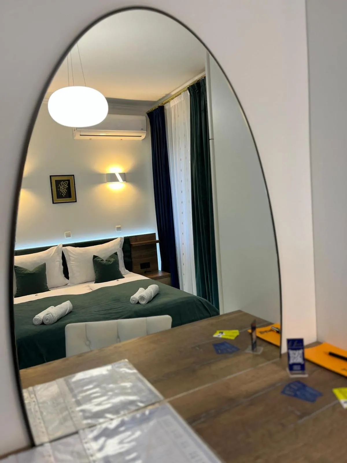 Bed in La Luna Premium Deluxe Apartment with Pool & Jacuzzi, Bikes and Covered Parking