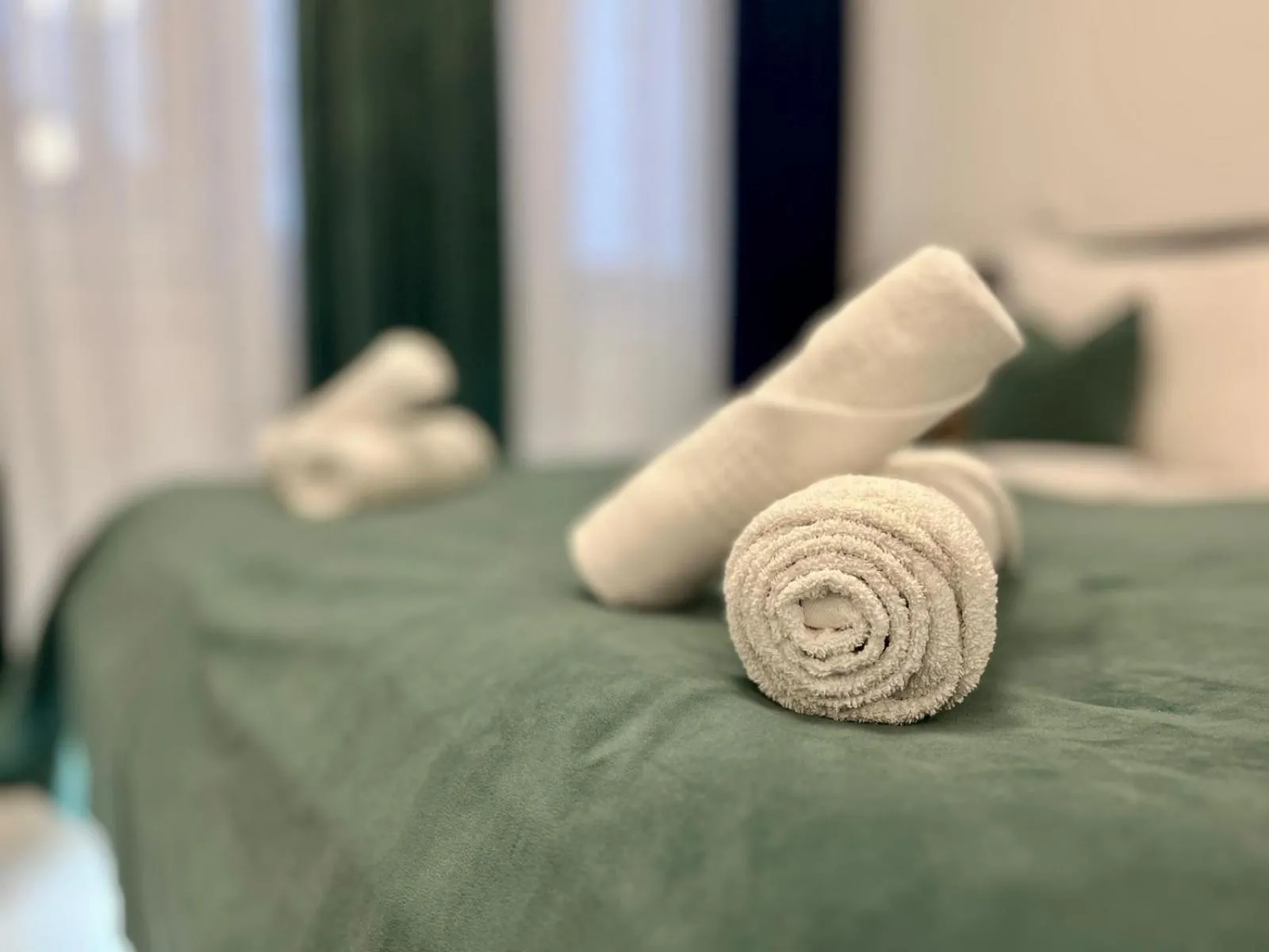 Bed in La Luna Premium Deluxe Apartment with Pool & Jacuzzi, Bikes and Covered Parking