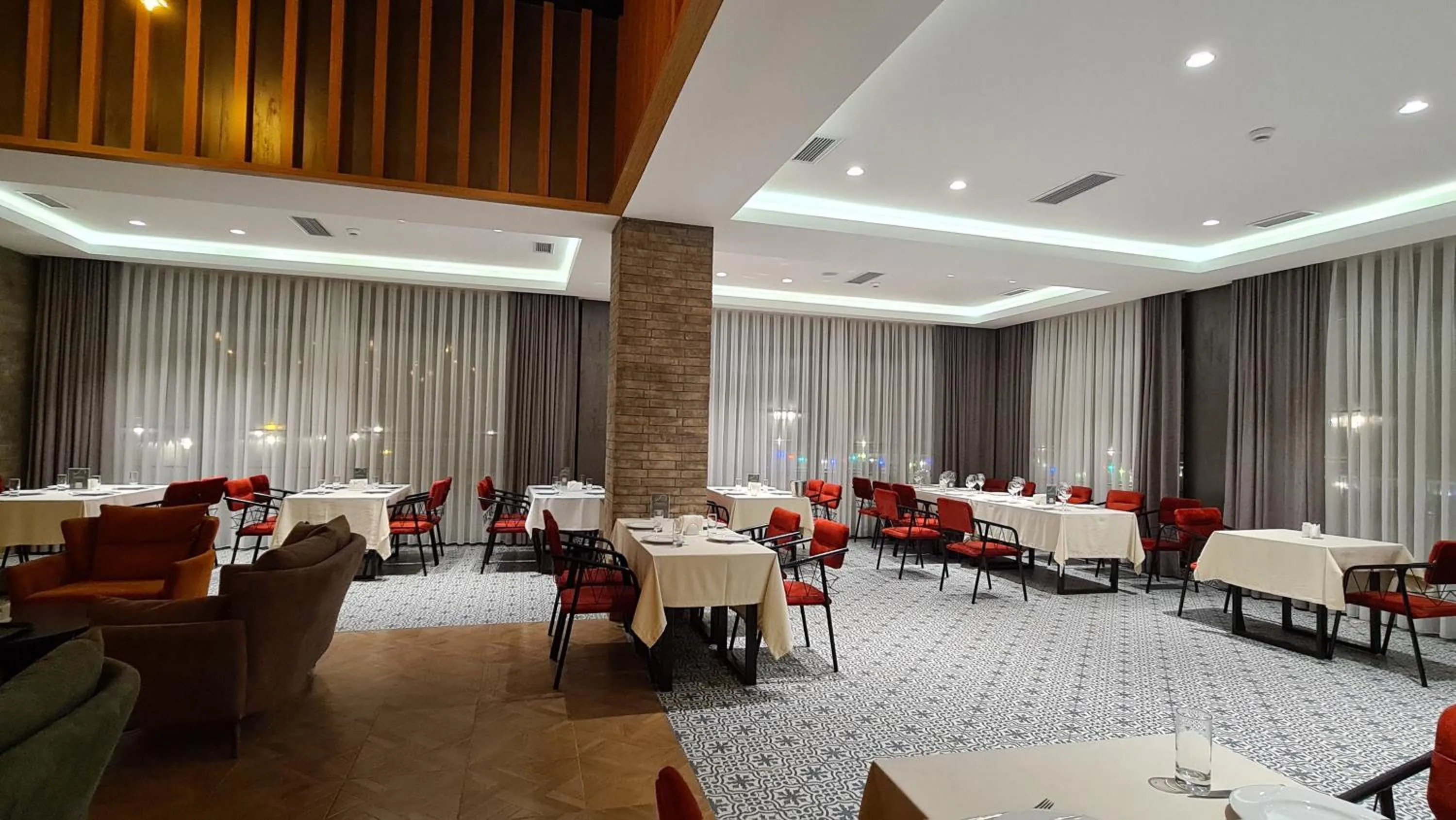 Restaurant/places to eat in Deluxe Park Qusar Resort & Spa Hotel