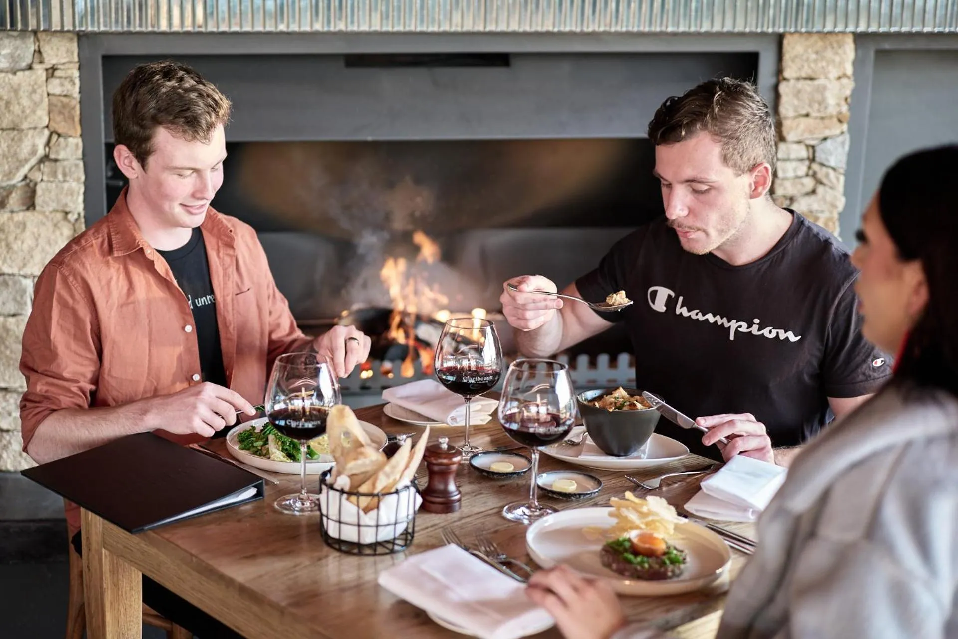 Restaurant/places to eat in Accommodation @ Curlewis