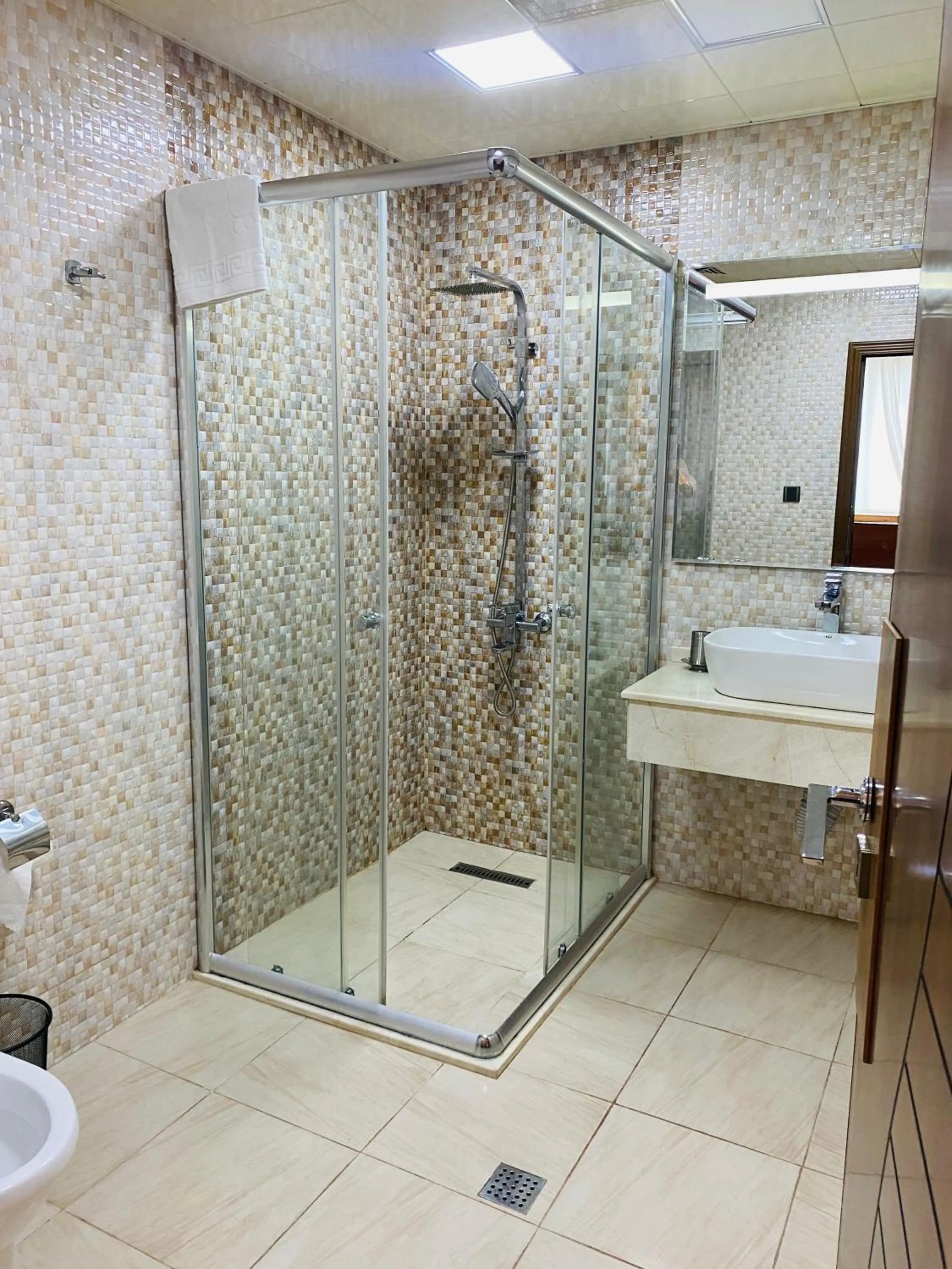 Bathroom in Ruma Port Hotel