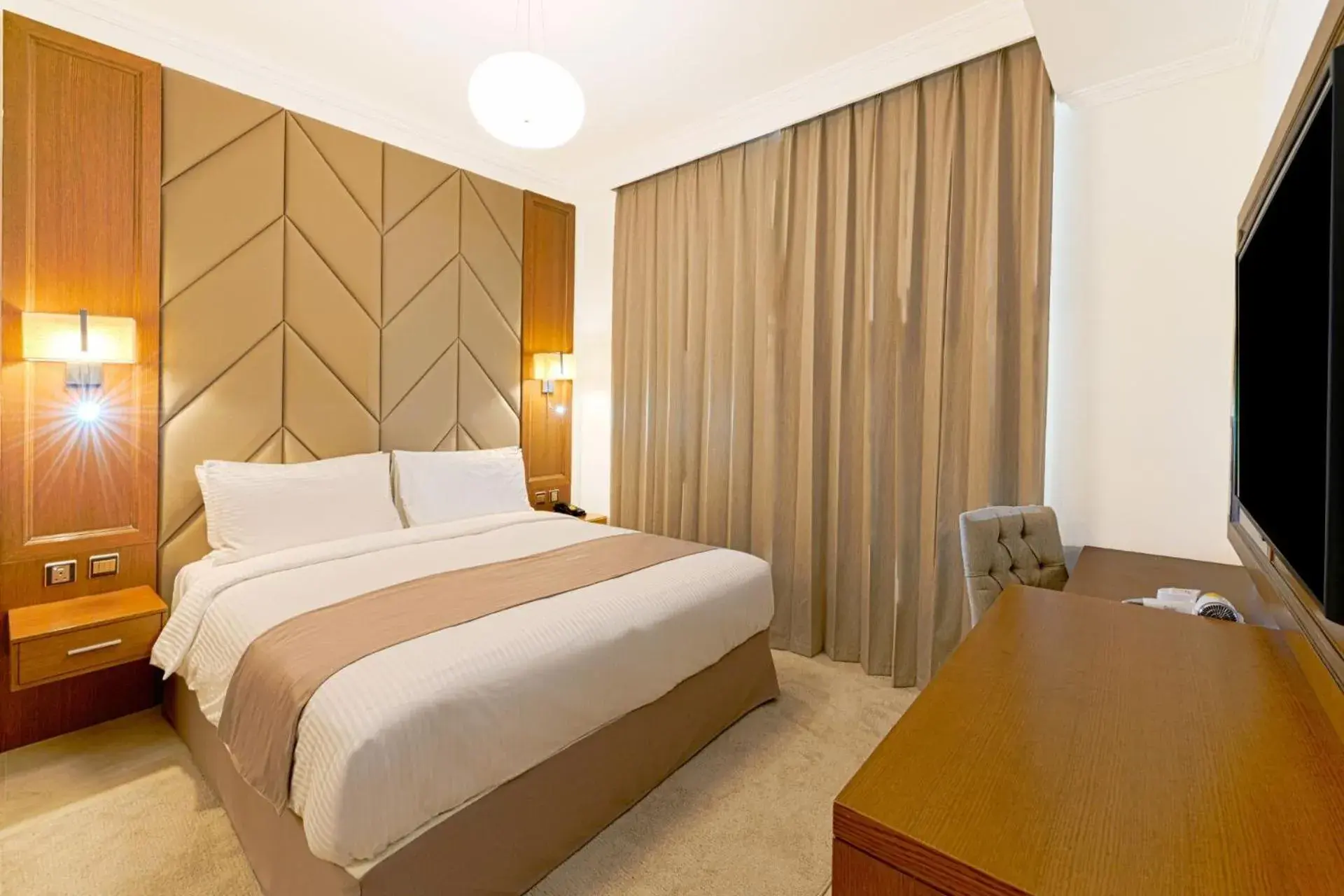 Bedroom, Bed in TIME Moonstone Hotel Apartments Bedroom, Bed in TIME Moonstone Hotel Apartments