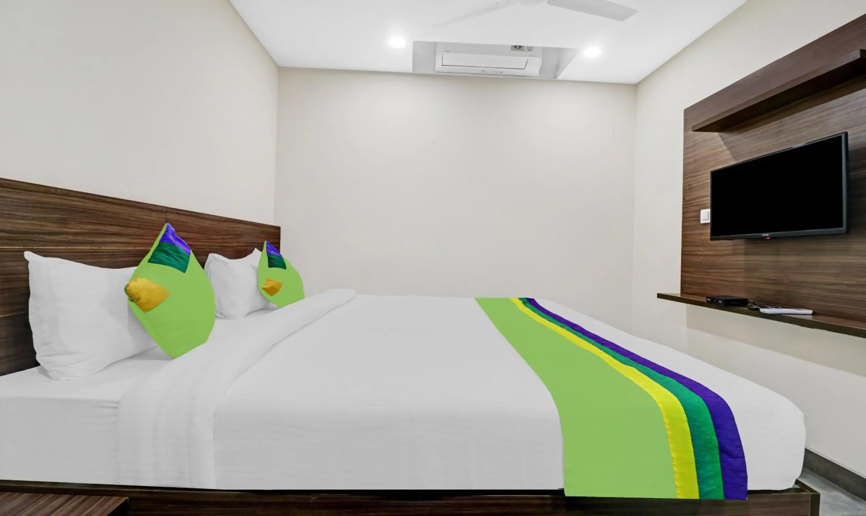 Bedroom, Bed in Treebo Purple Orchid Boutique Bedroom, Bed in Treebo Purple Orchid Boutique