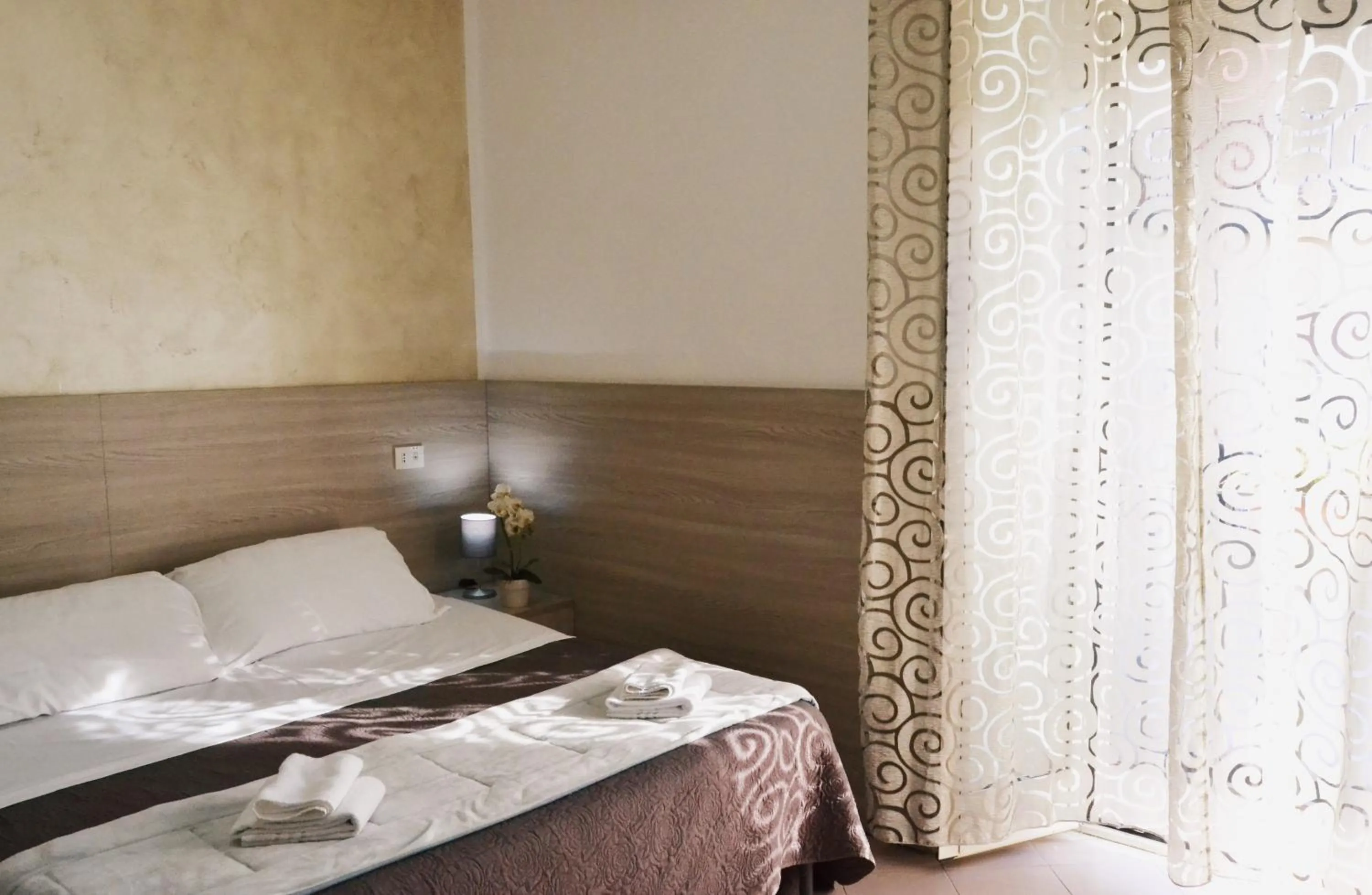 Bed in Hotel Colombo