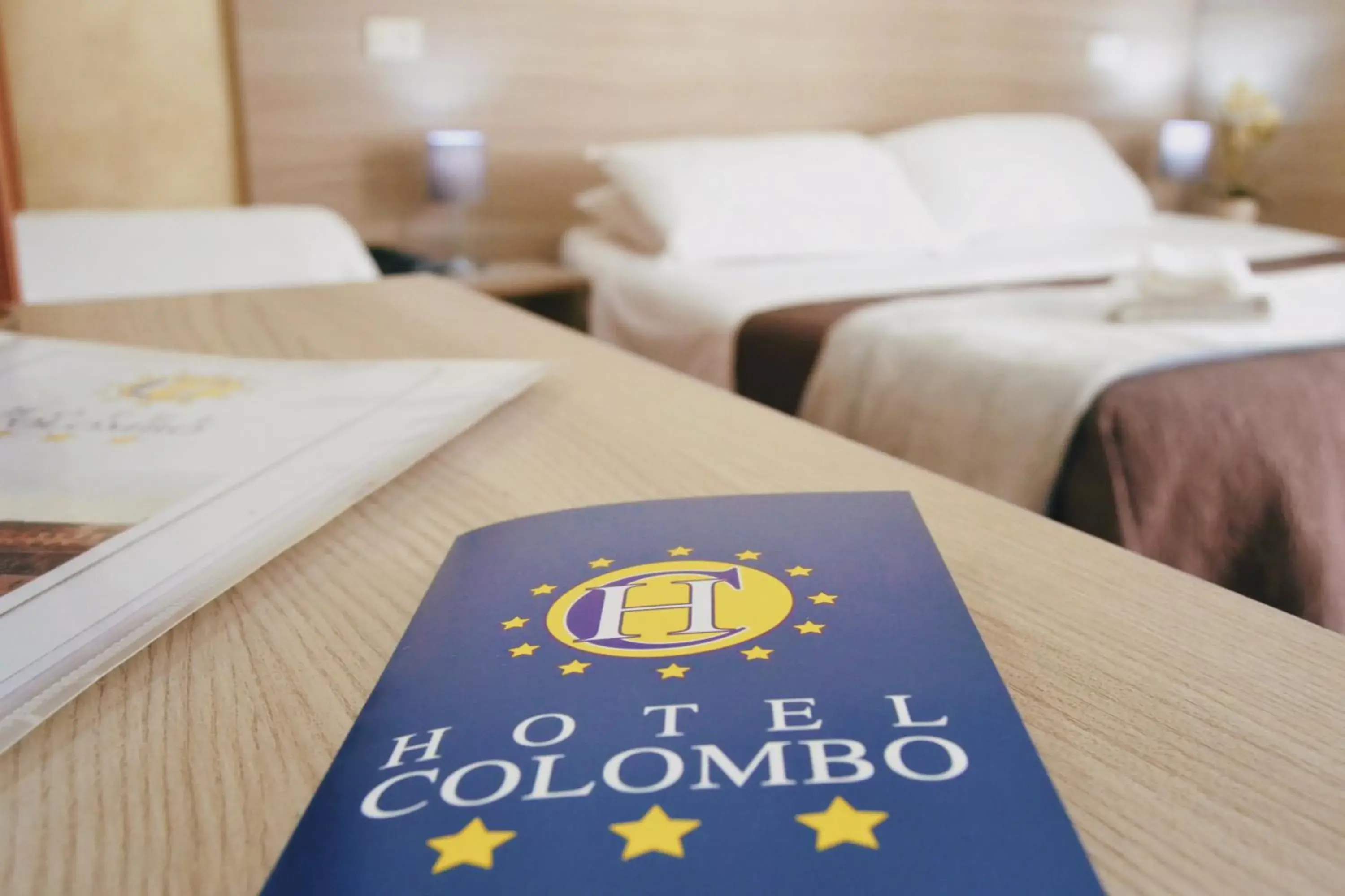 Bed in Hotel Colombo Bed in Hotel Colombo