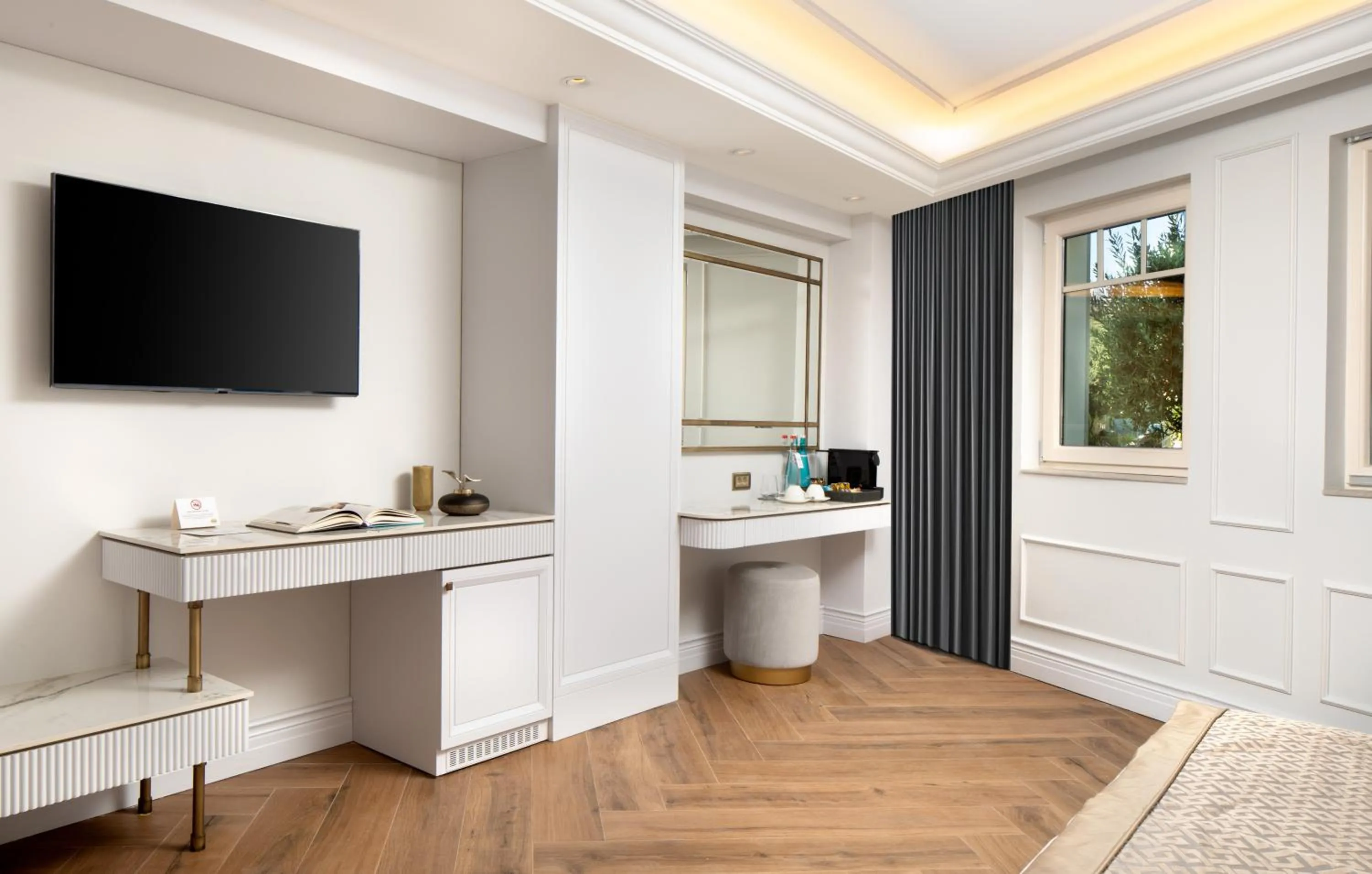 Seating area in Mula Hotel