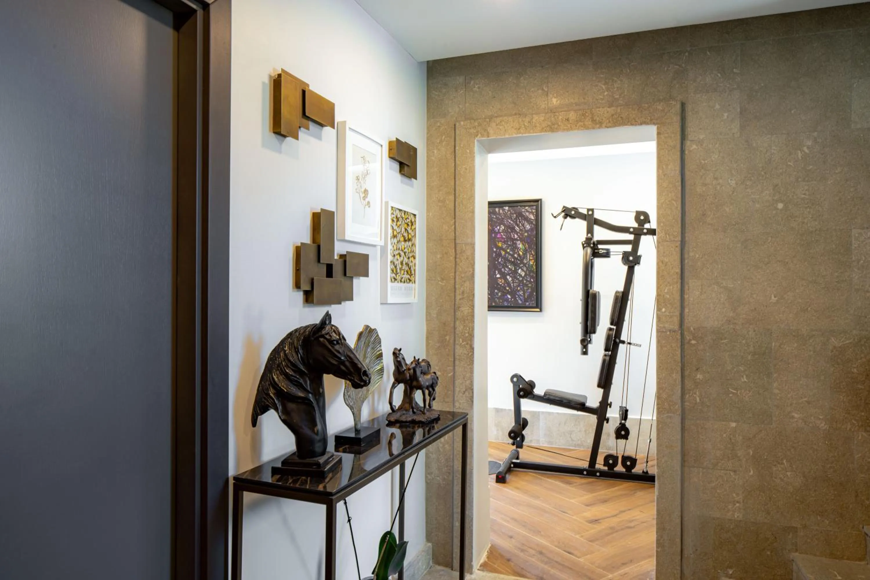 Fitness centre/facilities in Mula Hotel