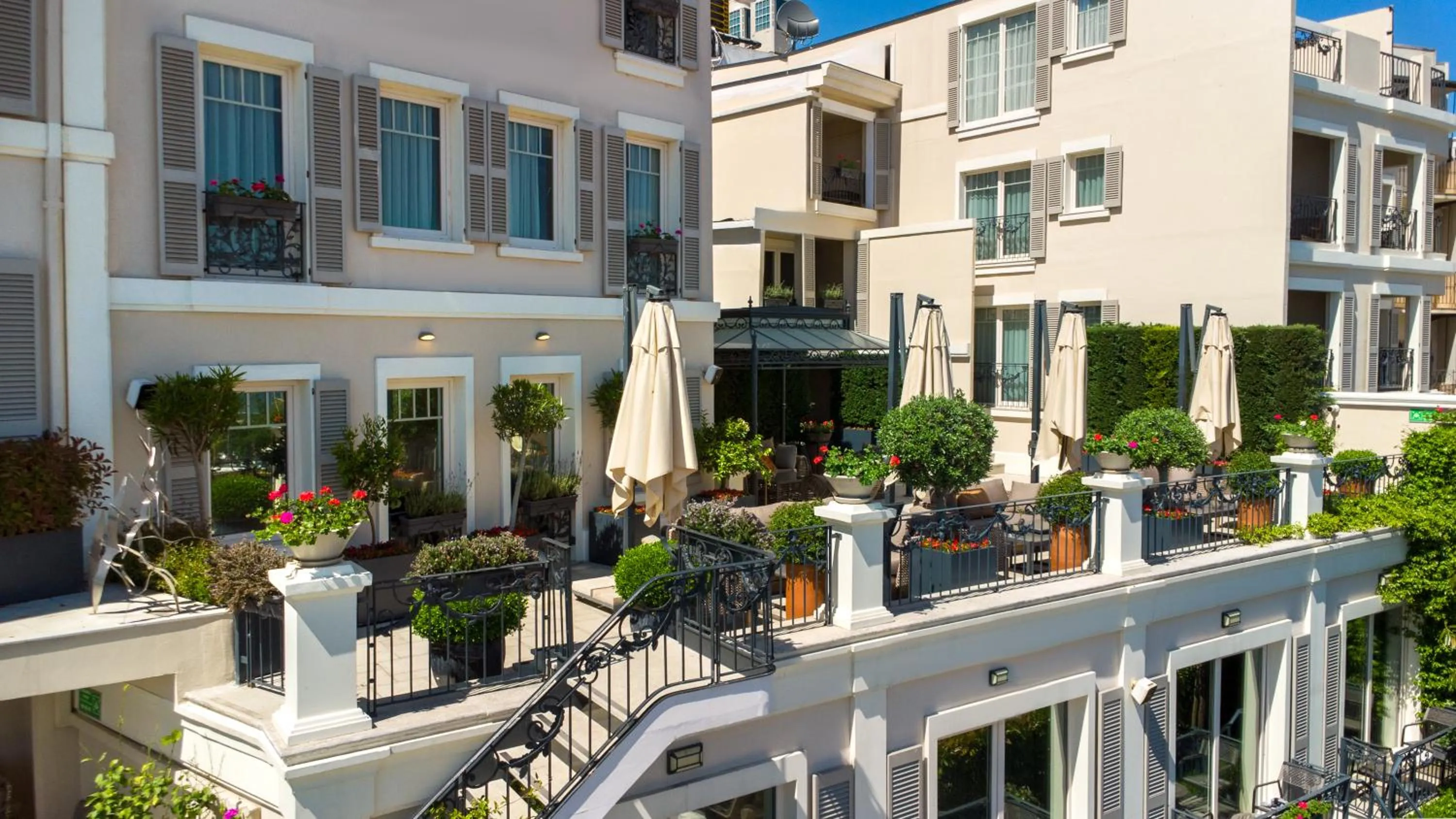 Balcony/Terrace in Mula Hotel