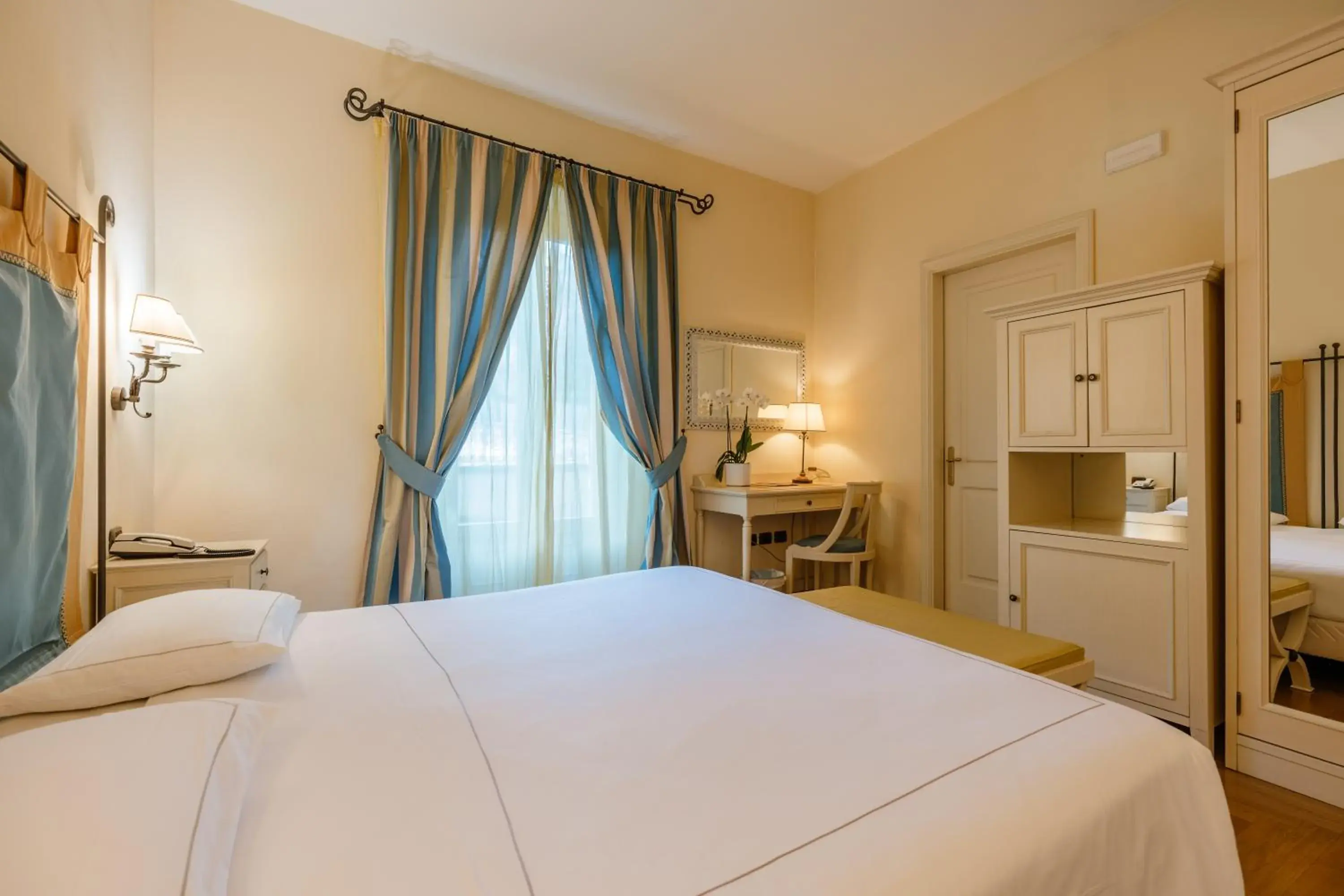 Bedroom, Bed in Villa Sofia Hotel Bedroom, Bed in Villa Sofia Hotel