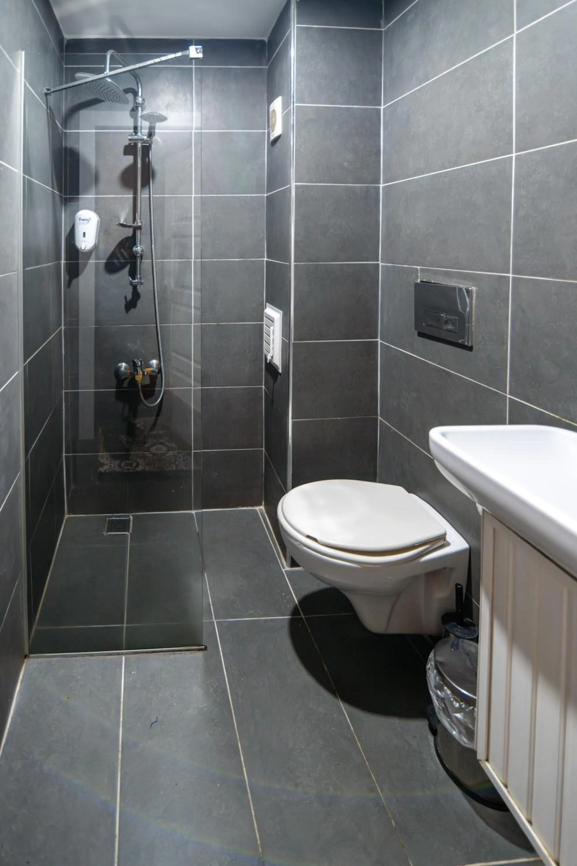 Shower in İmza Hotel Suite