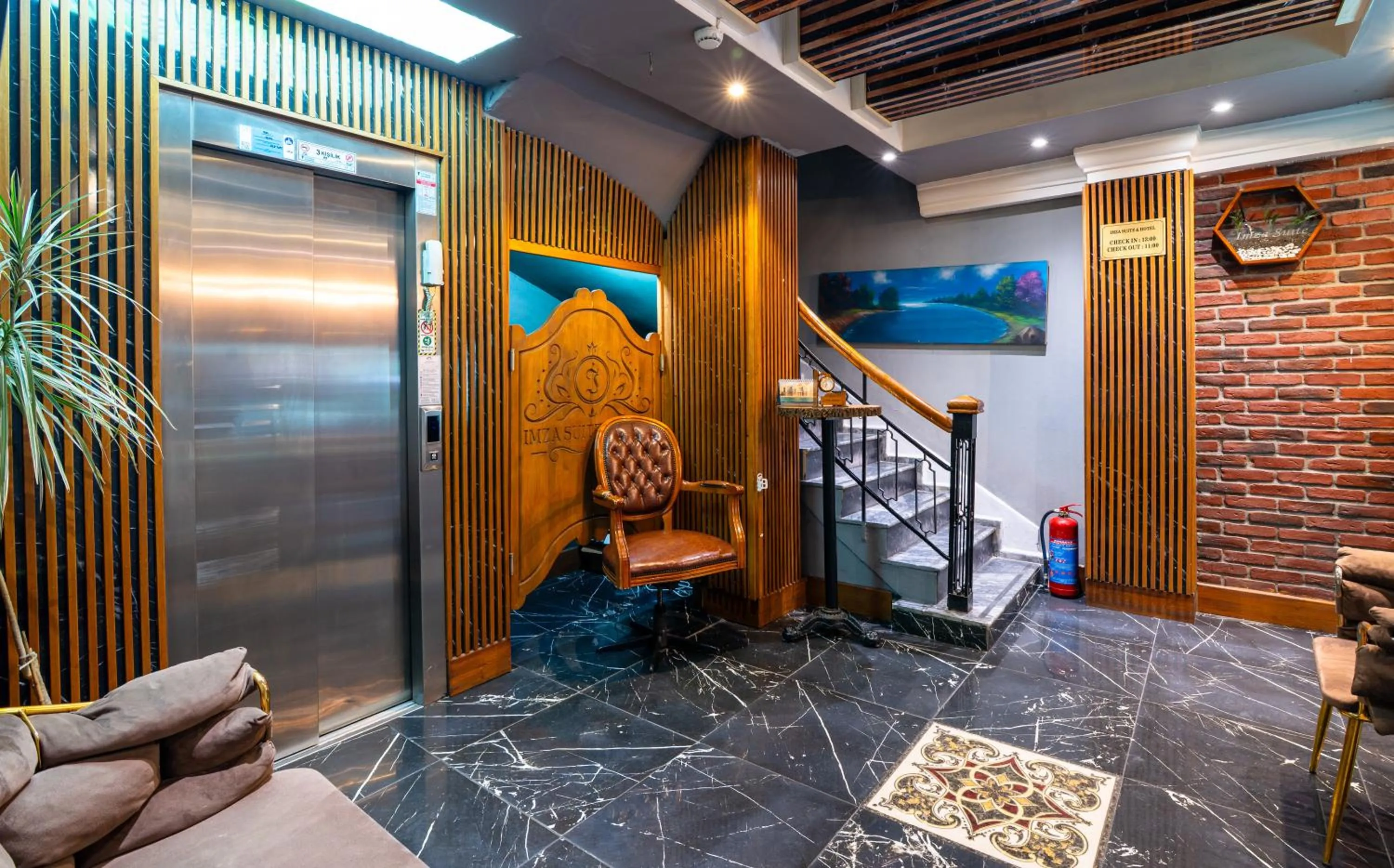 Lobby or reception in İmza Hotel Suite