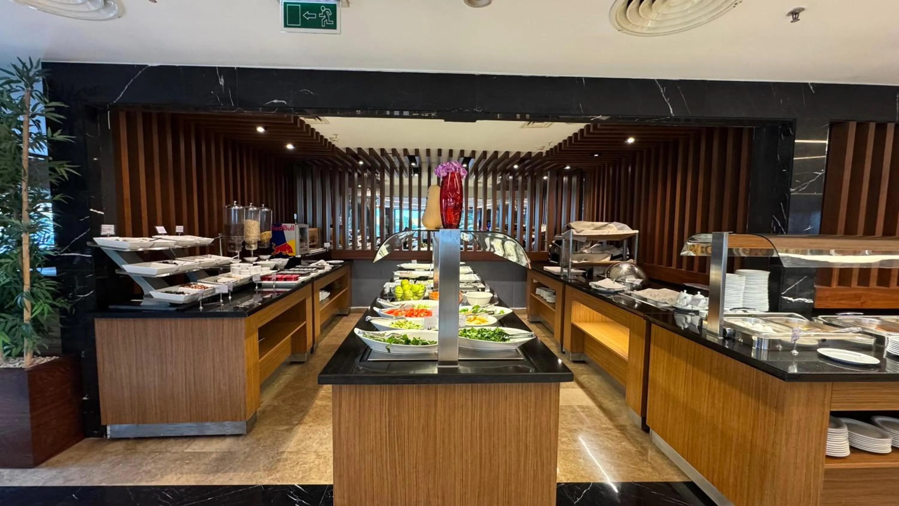 Breakfast in Sirin Park Hotel