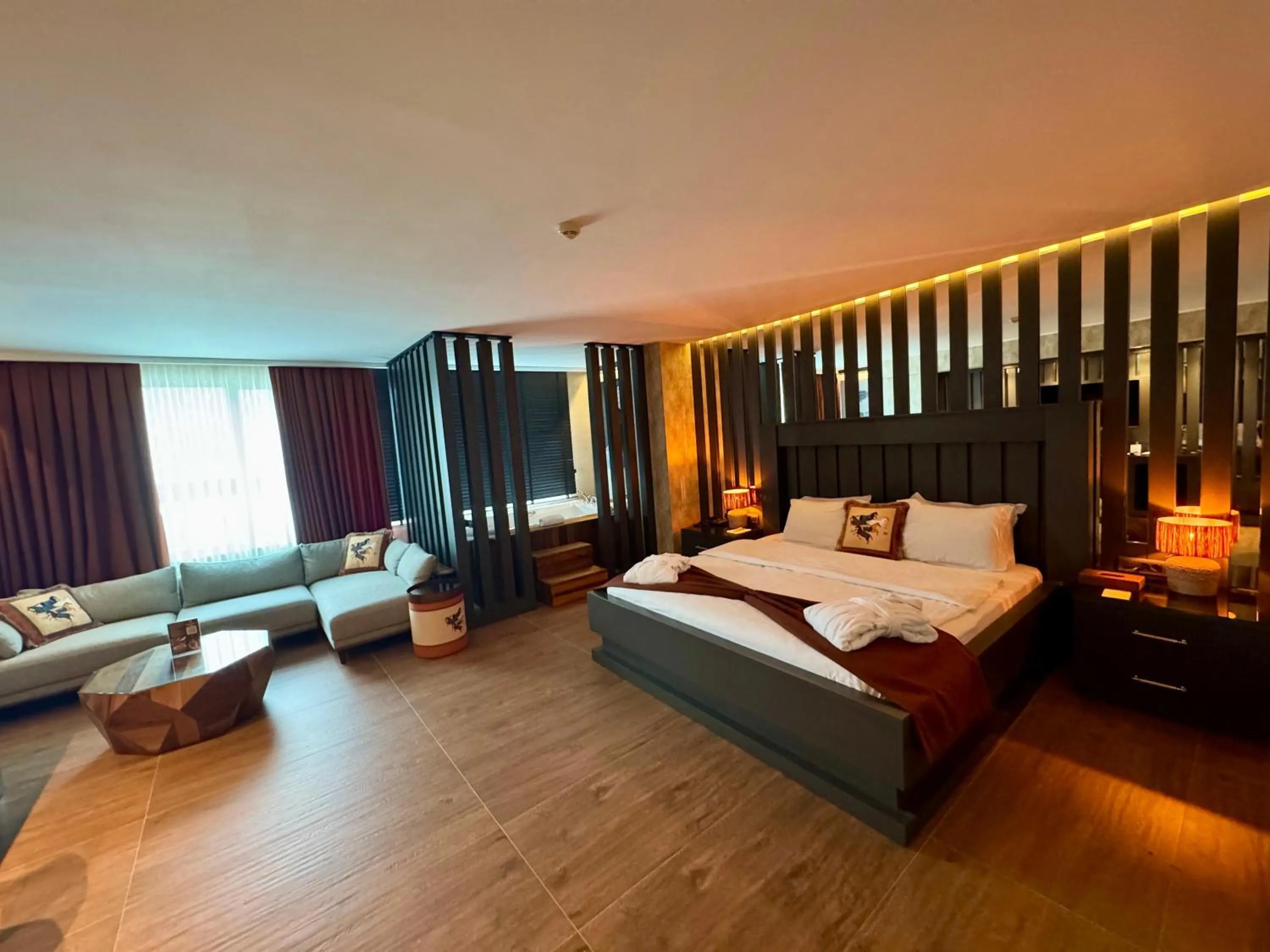 Photo of the whole room, Bed in Sirin Park Hotel