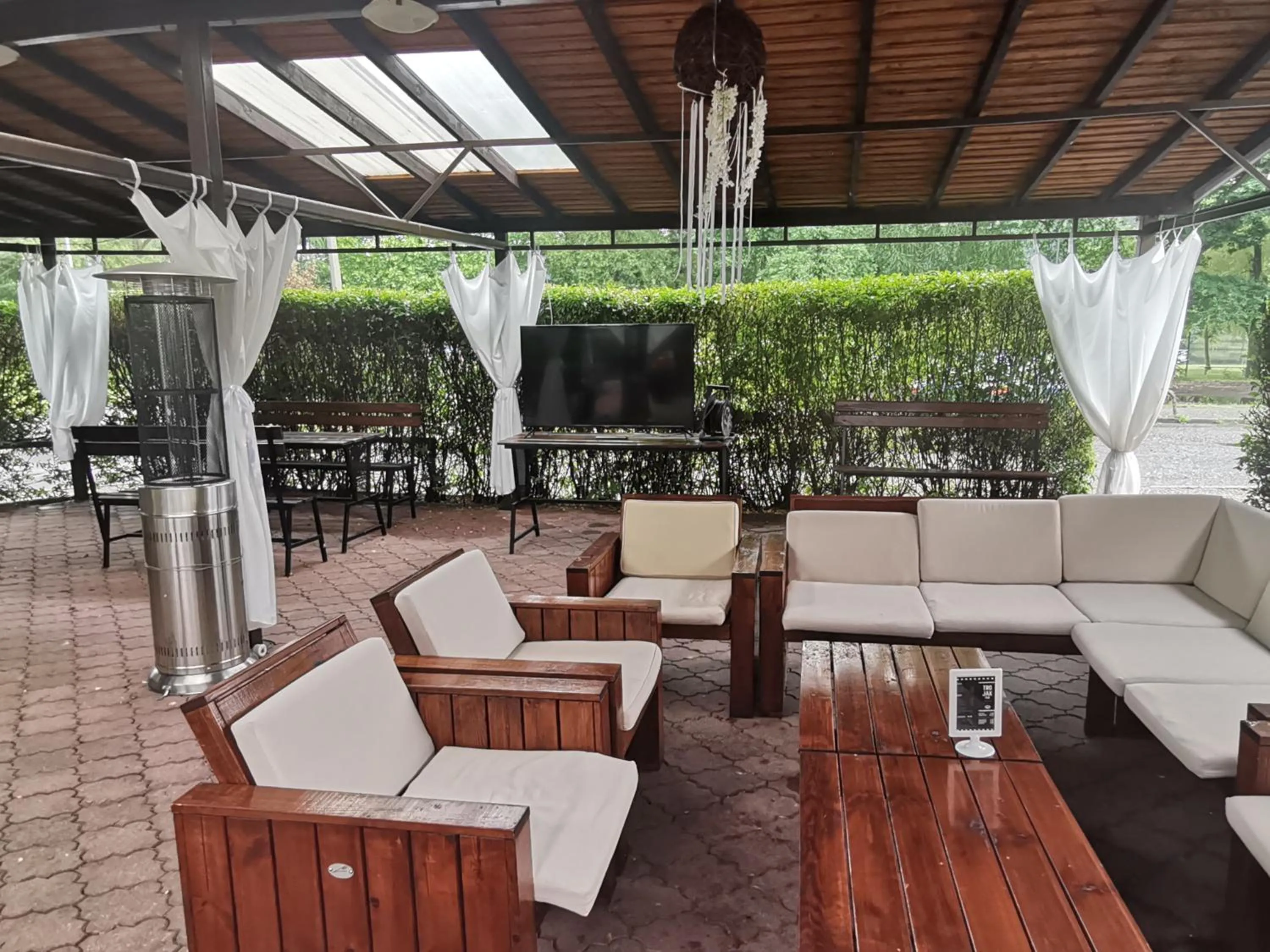 Summer in A&A PRESTIGE Spólka z Ograniczoną Odpowiedzialnością