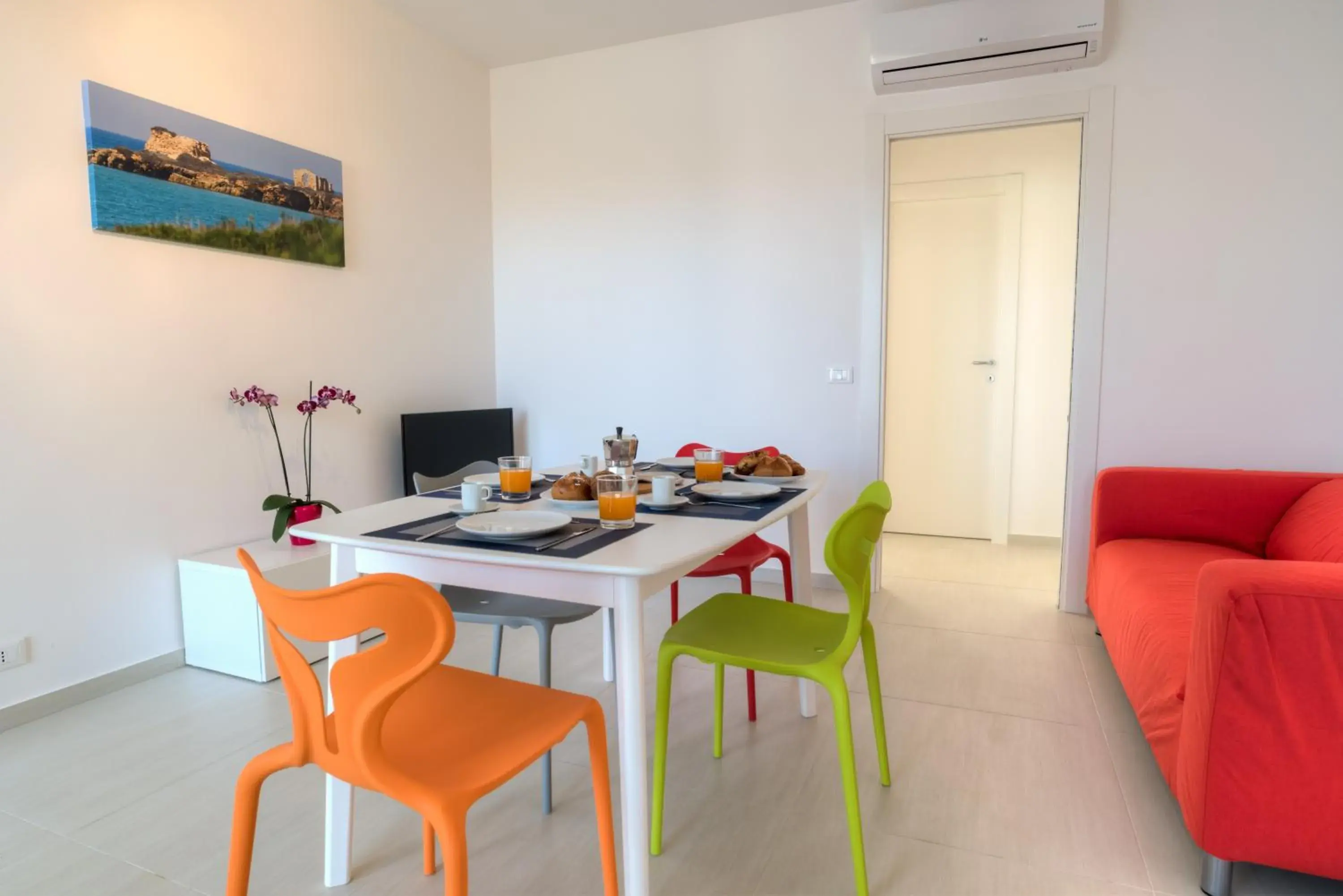 Living room, Dining Area in Appartamenti Sud Est