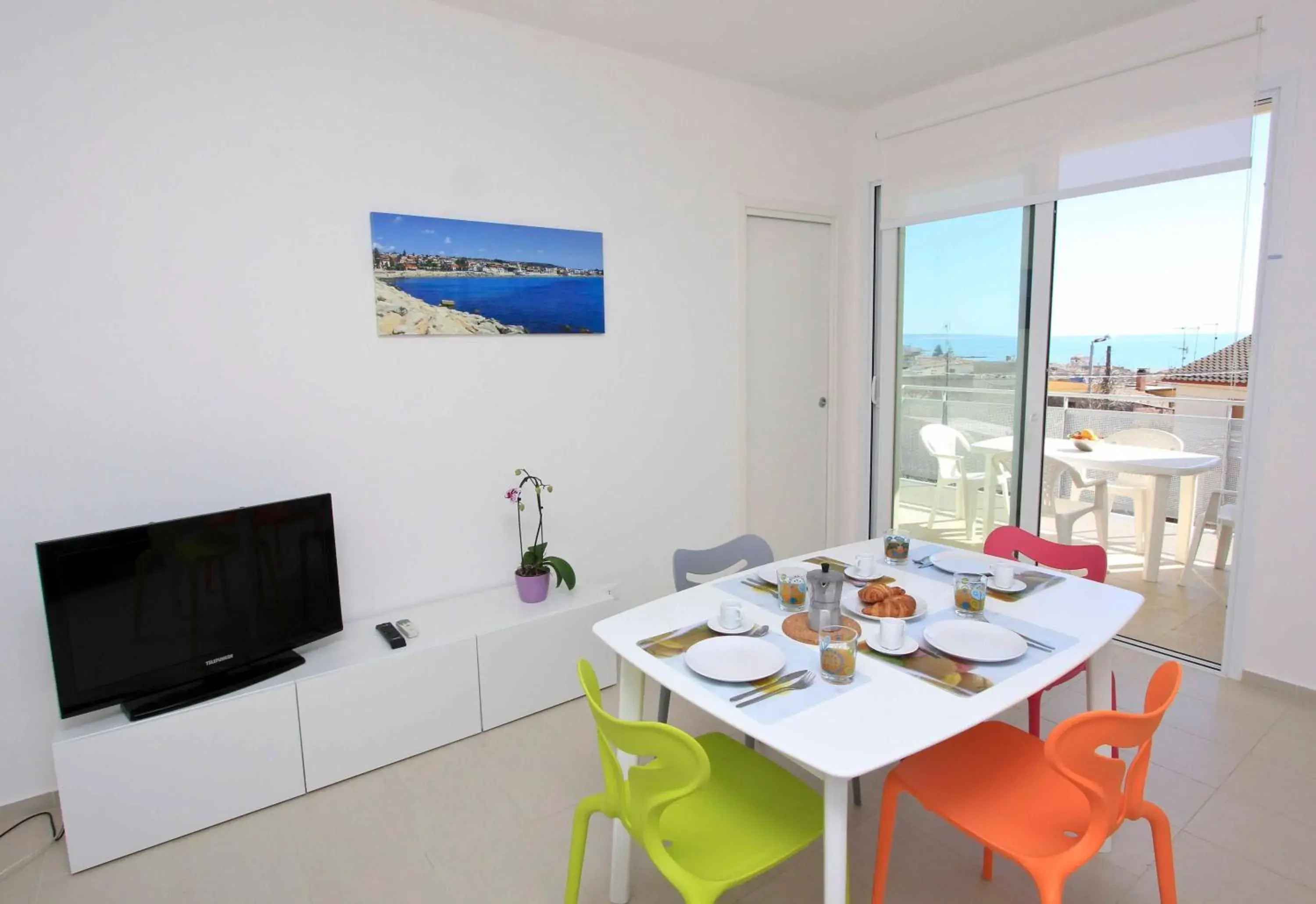 Living room, Dining Area in Appartamenti Sud Est