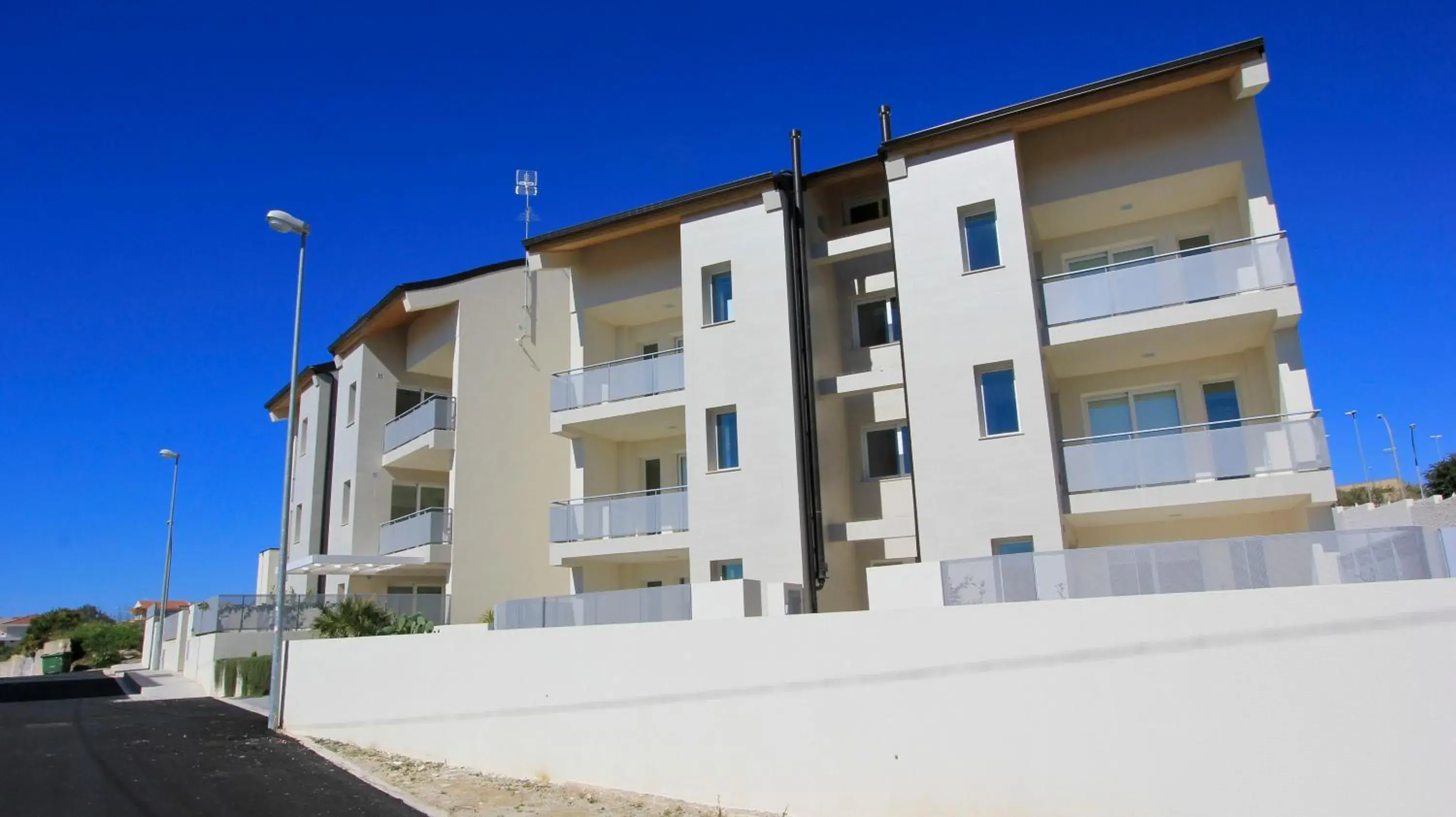 Facade/entrance, Property Building in Appartamenti Sud Est