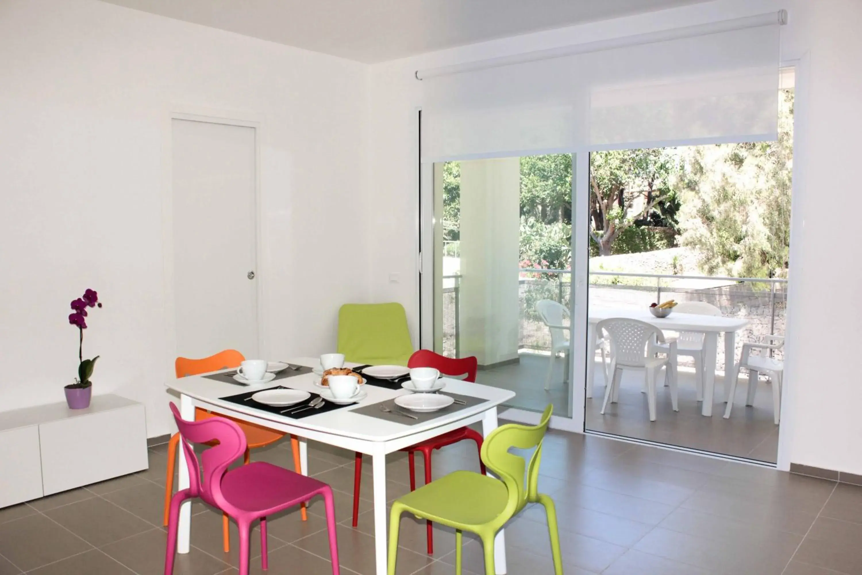 Living room, Dining Area in Appartamenti Sud Est