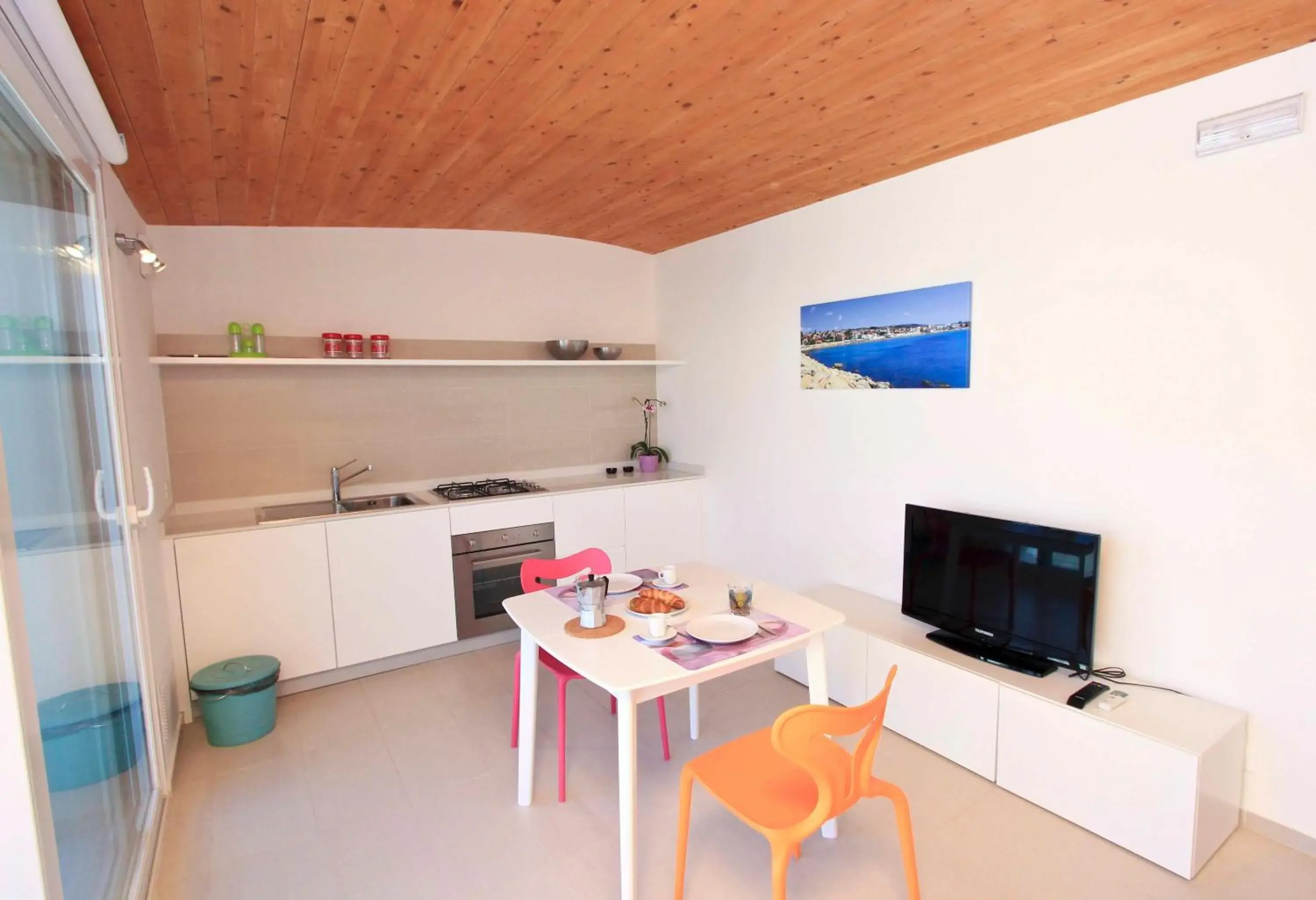 Living room, Dining Area in Appartamenti Sud Est