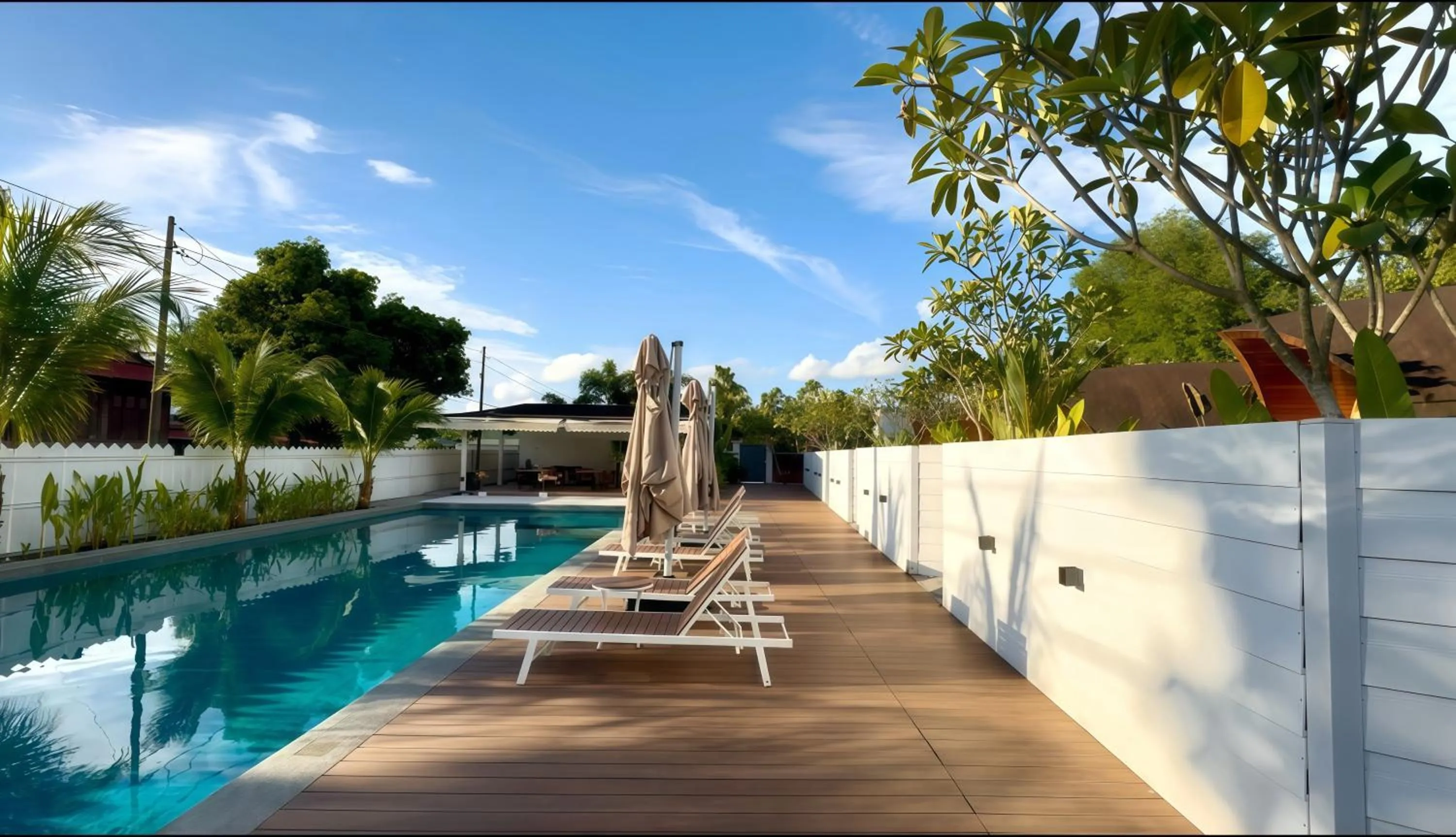 Swimming pool in Found Mansion