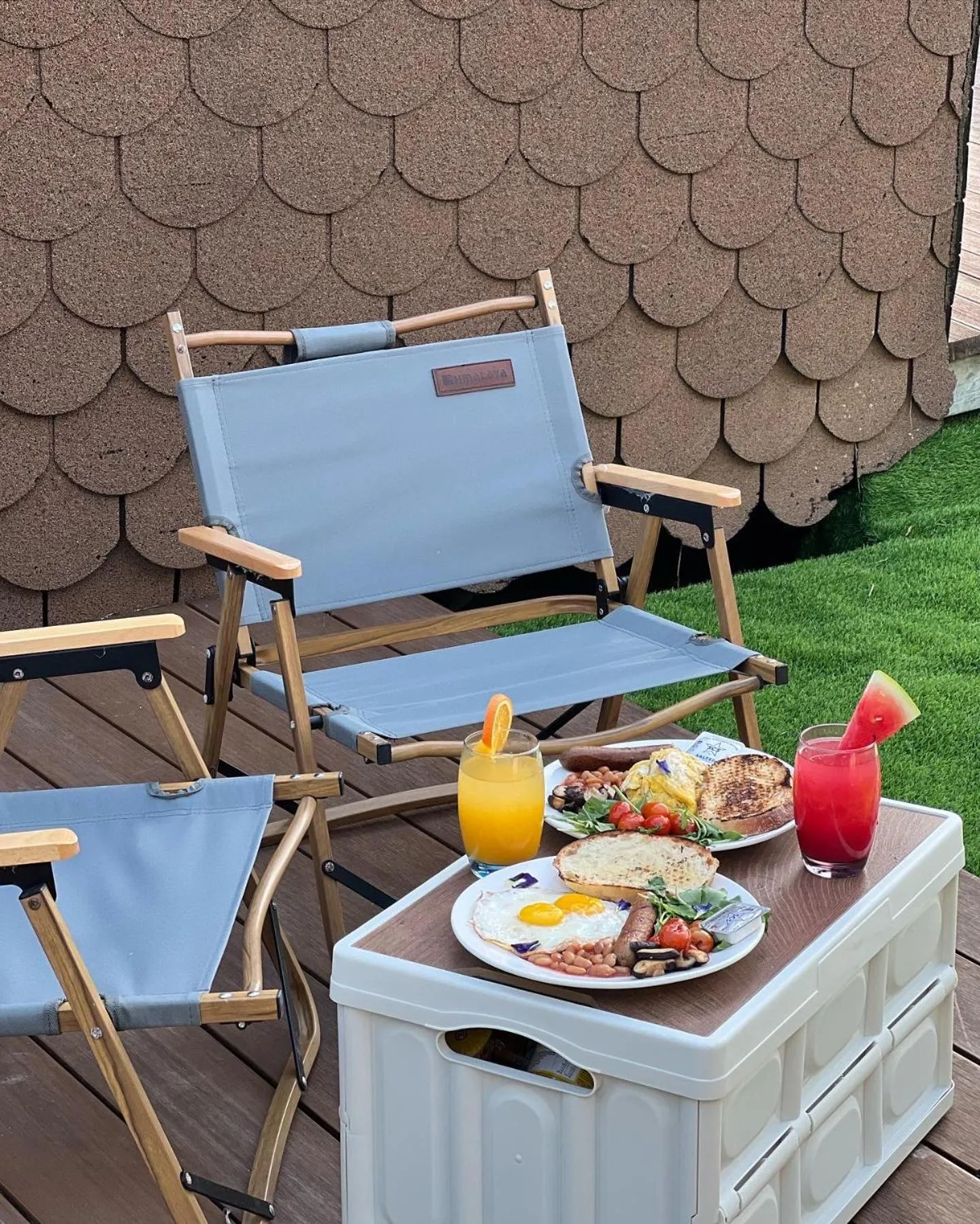 Day in Found Mansion