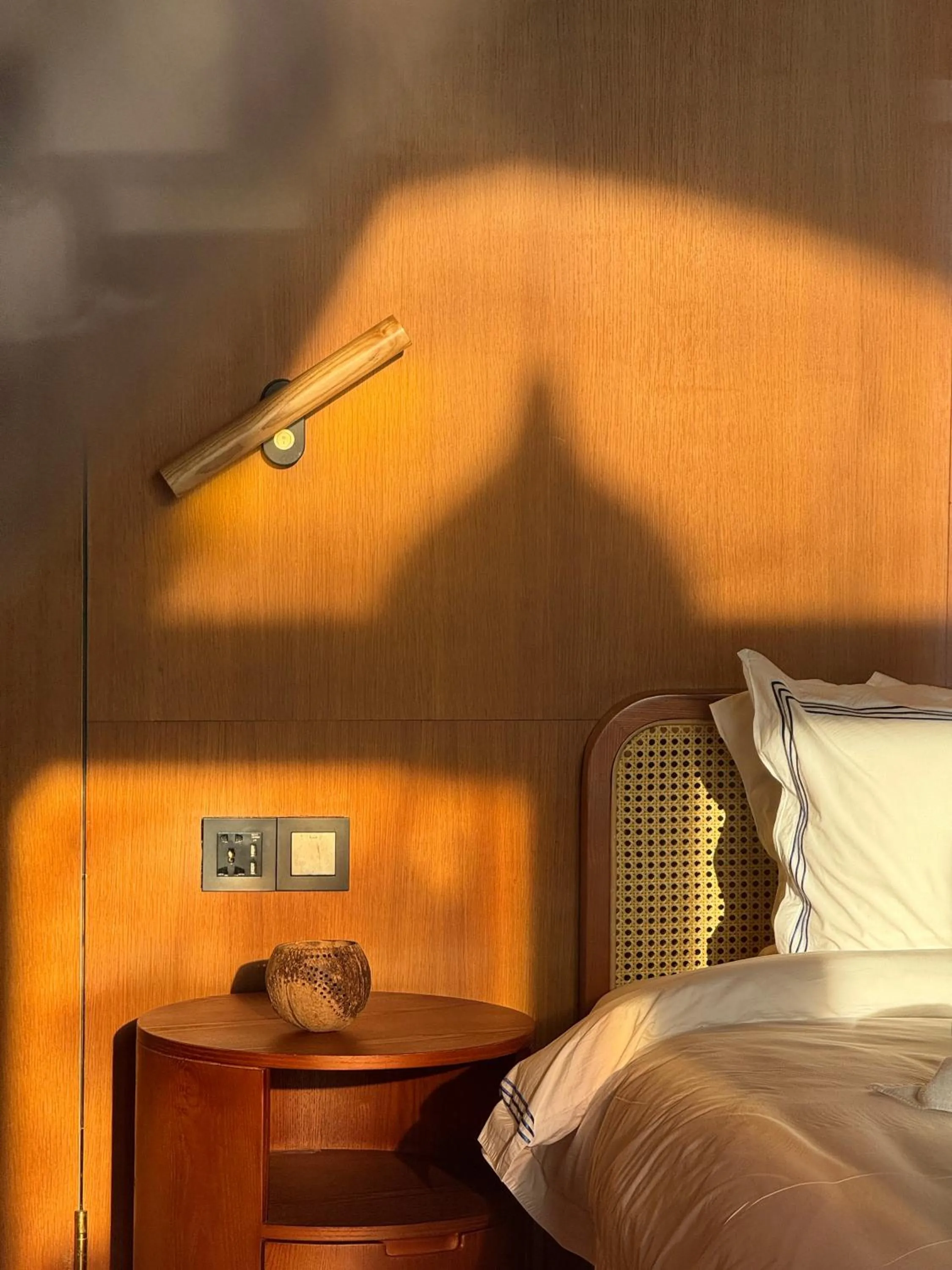 View (from property/room), Bed in Found Mansion