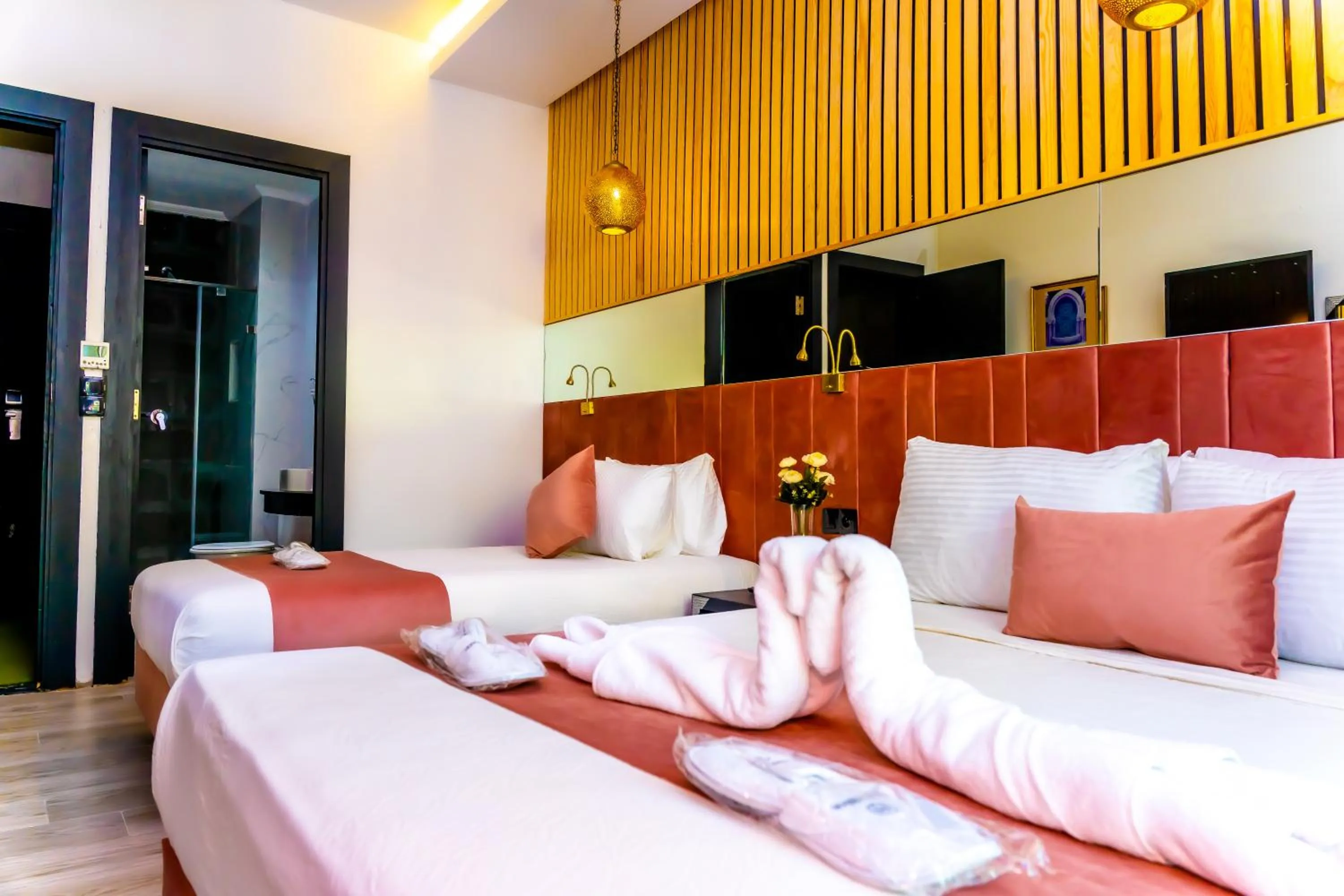 Photo of the whole room, Bed in Hotel Les Ambassadeurs