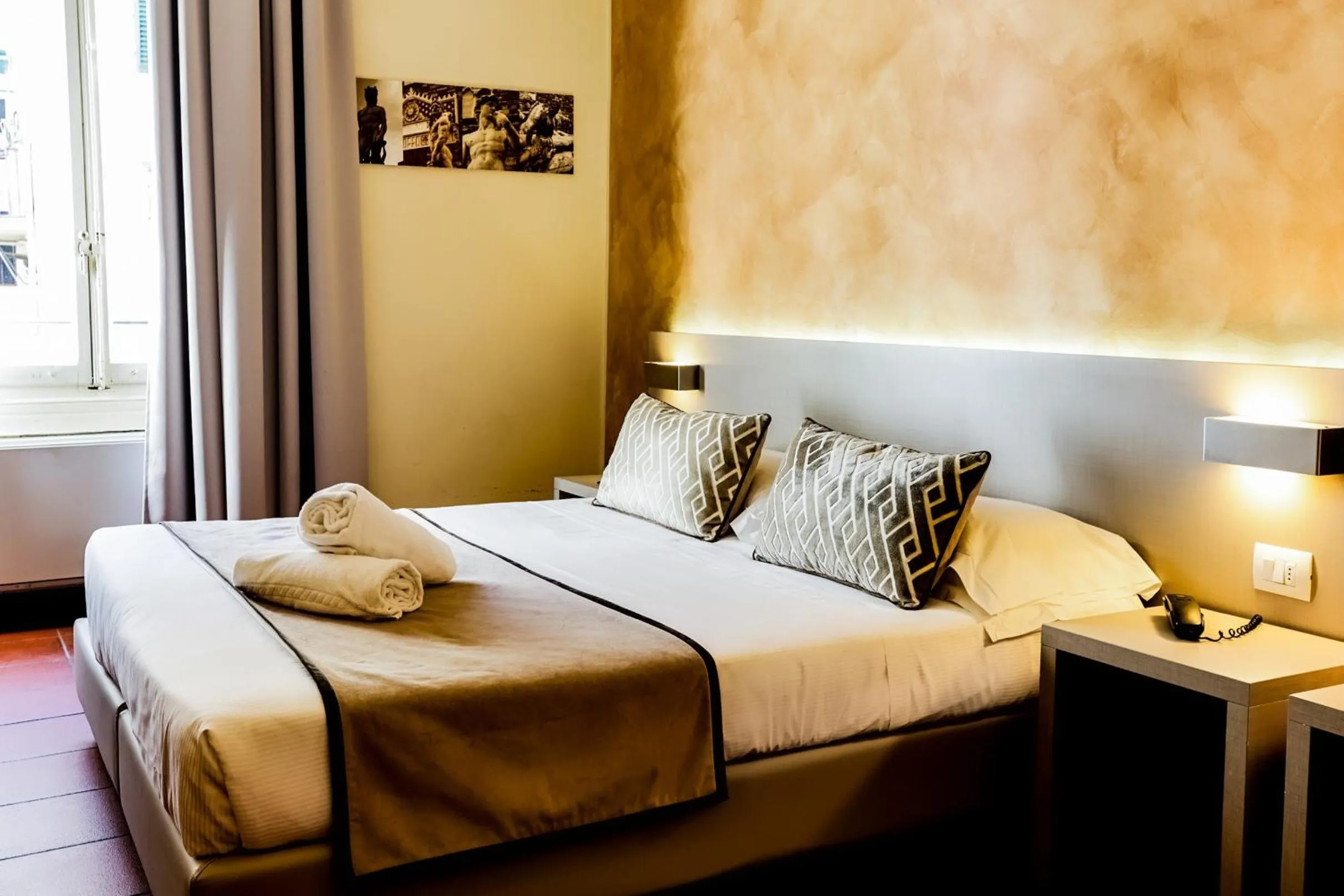 Bedroom, Bed in Albergo Firenze