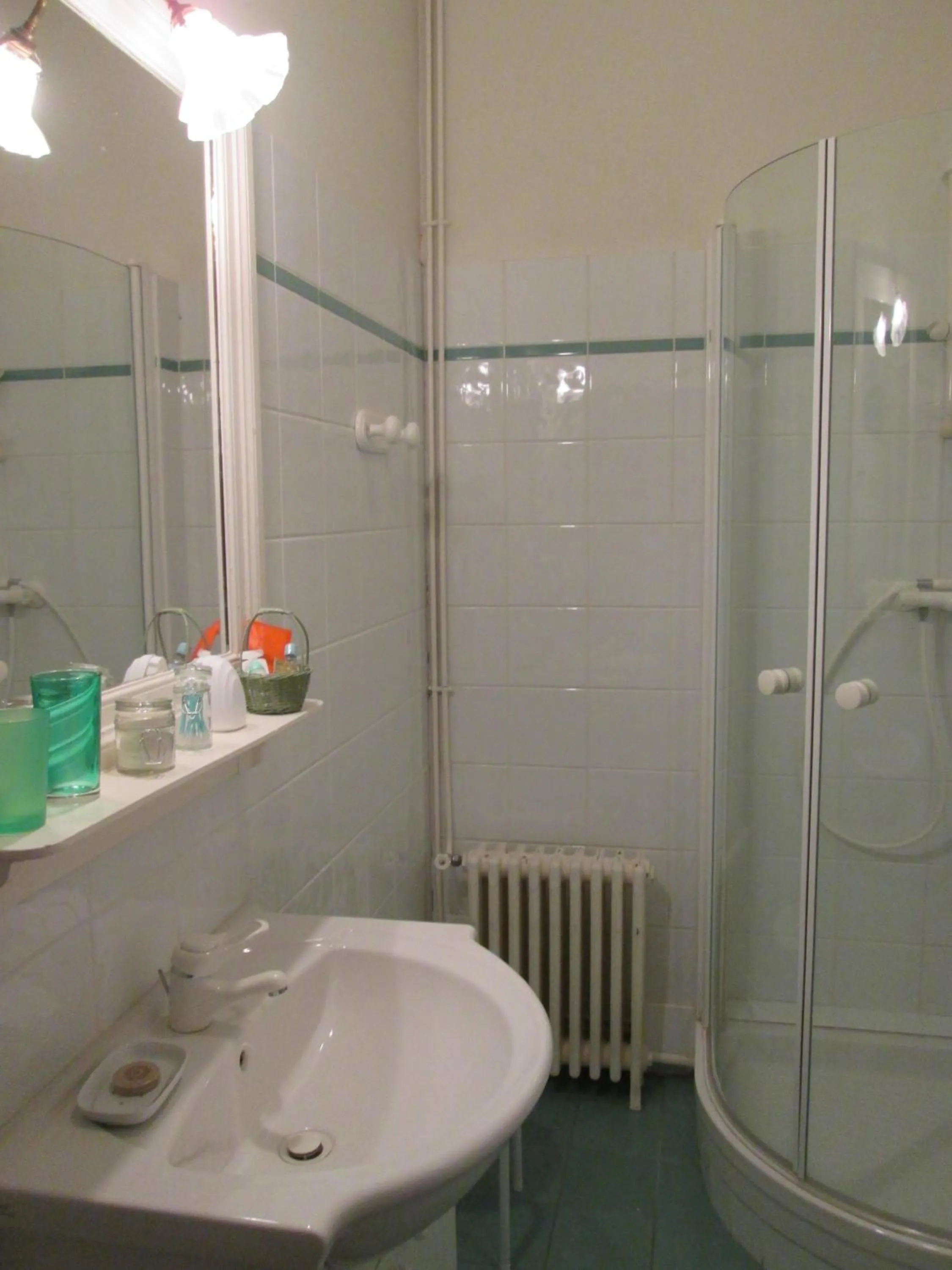 Bathroom in Chambre d'Hôtes Marchand