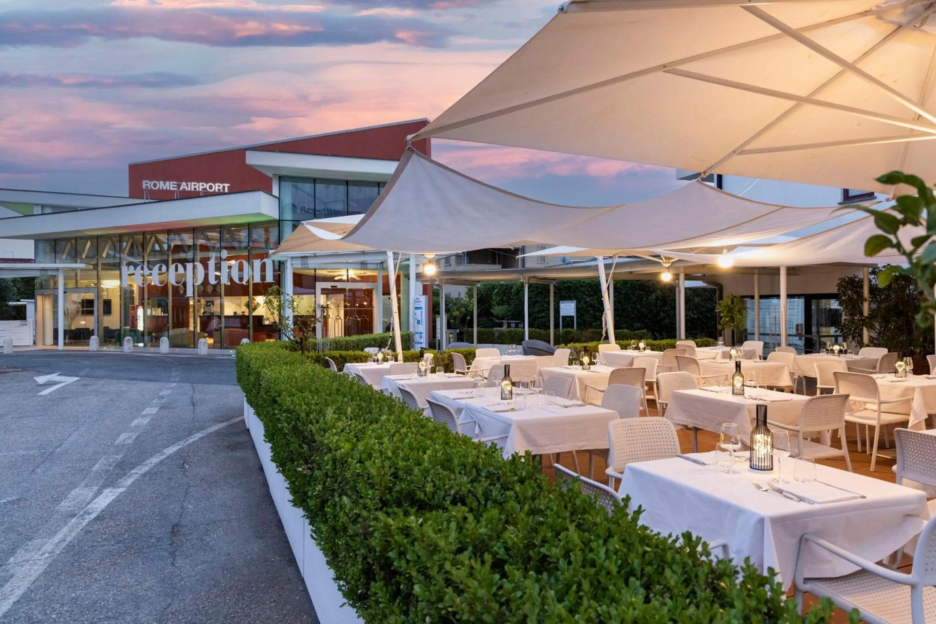 Restaurant/places to eat in Best Western Hotel Rome Airport