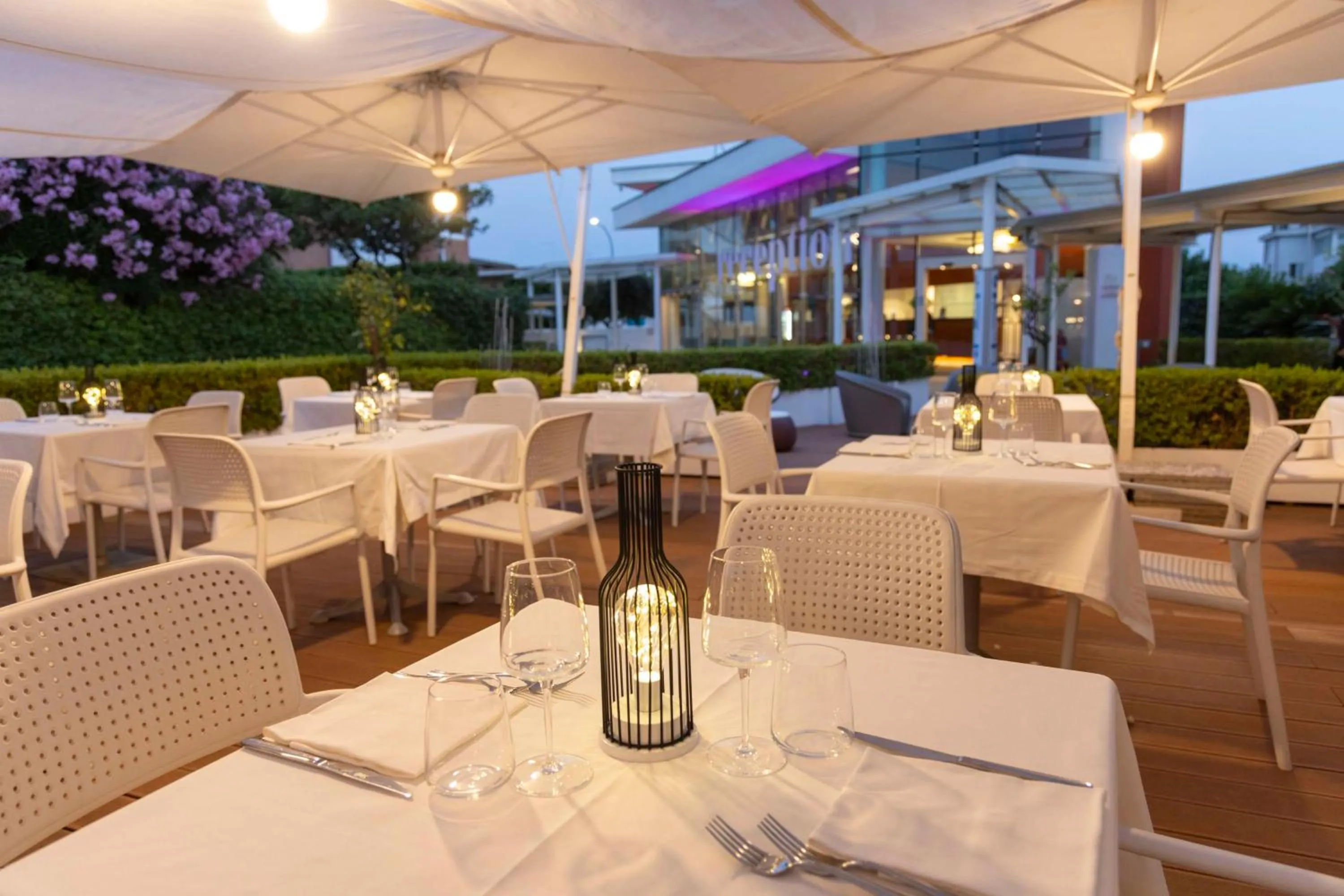 Restaurant/places to eat in Best Western Hotel Rome Airport