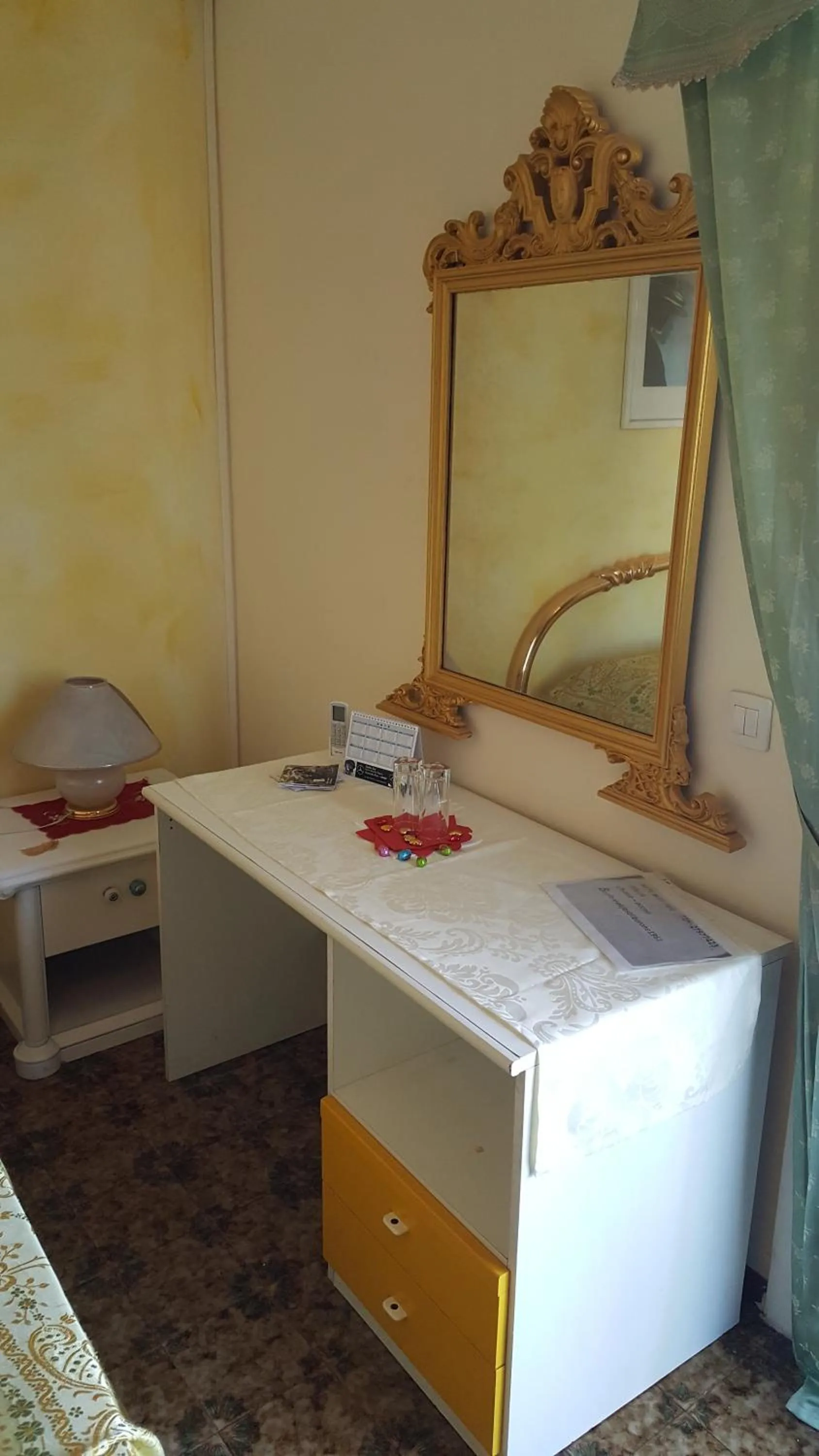 Seating area, Bed in B&B United States of Europe