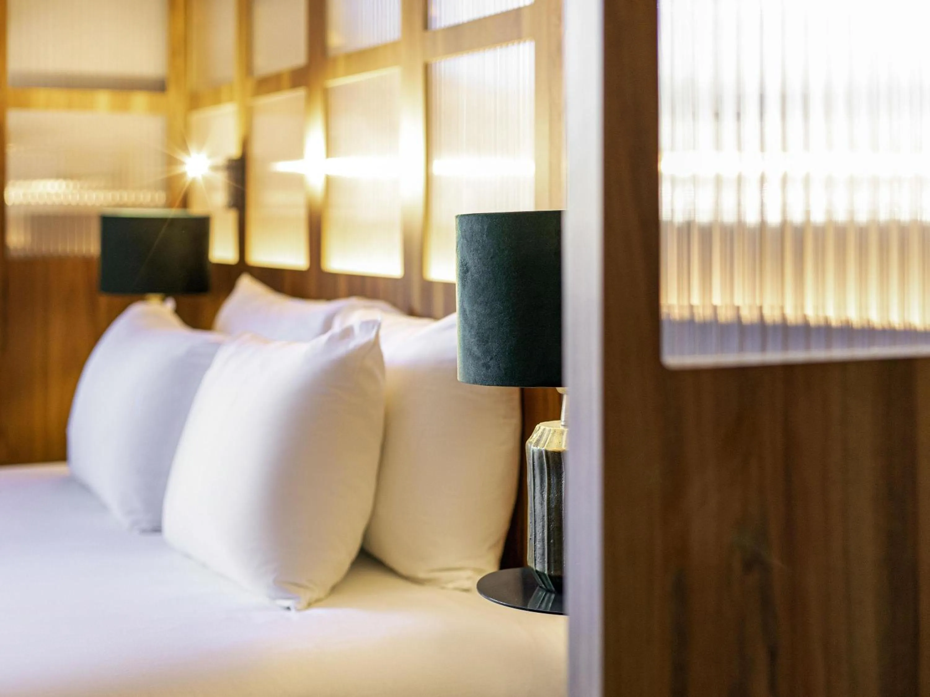 Bedroom, Bed in Ibis Styles St Etienne - Gare Chateaucreux