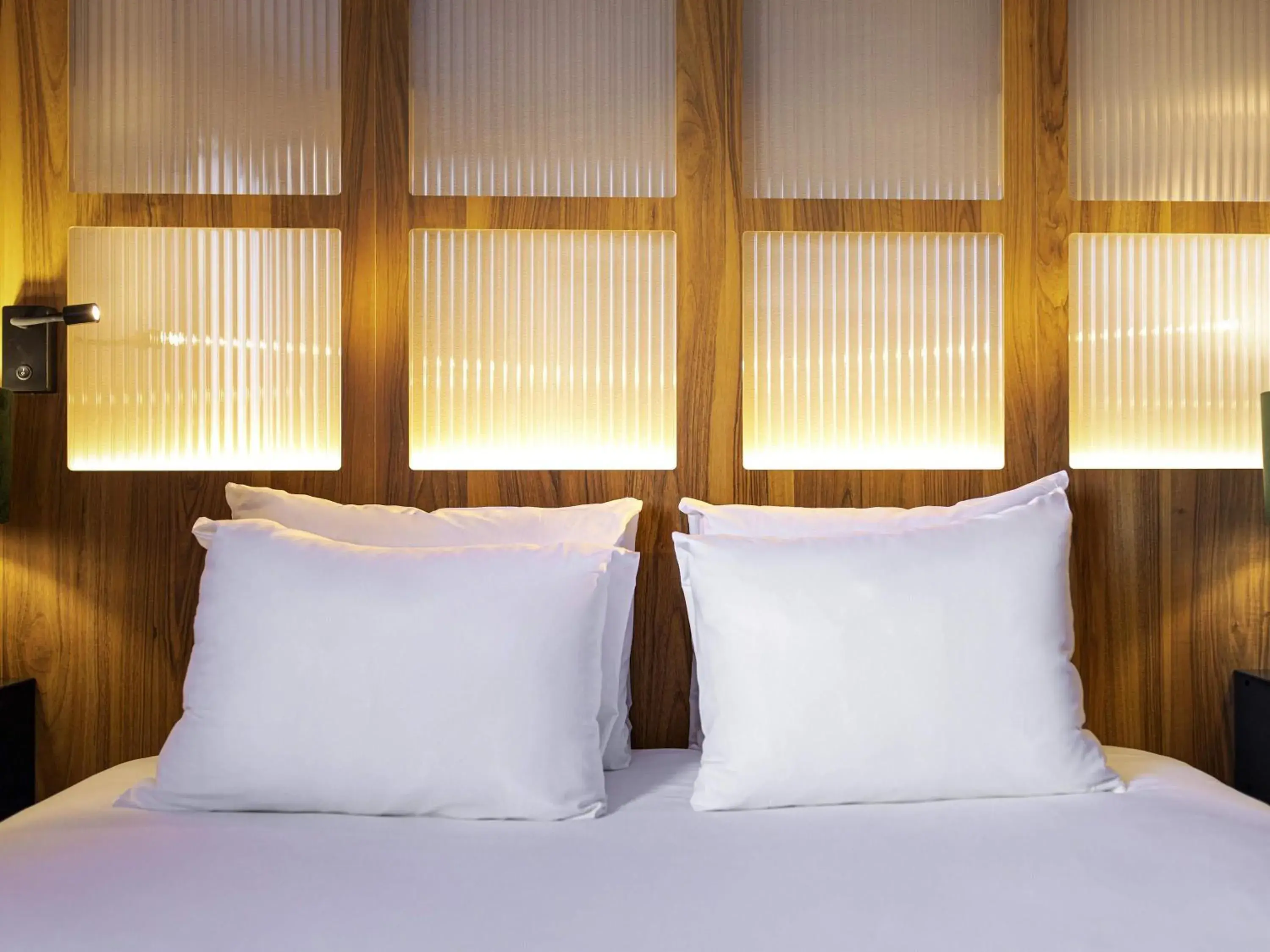 Property building, Bed in Ibis Styles St Etienne - Gare Chateaucreux Property building, Bed in Ibis Styles St Etienne - Gare Chateaucreux