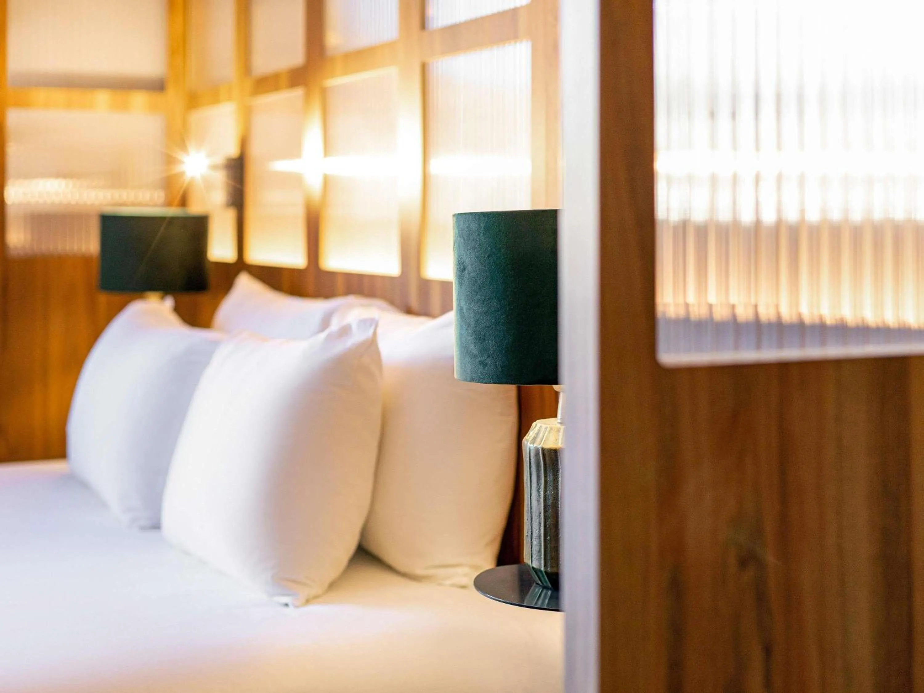 Bedroom, Bed in Ibis Styles St Etienne - Gare Chateaucreux