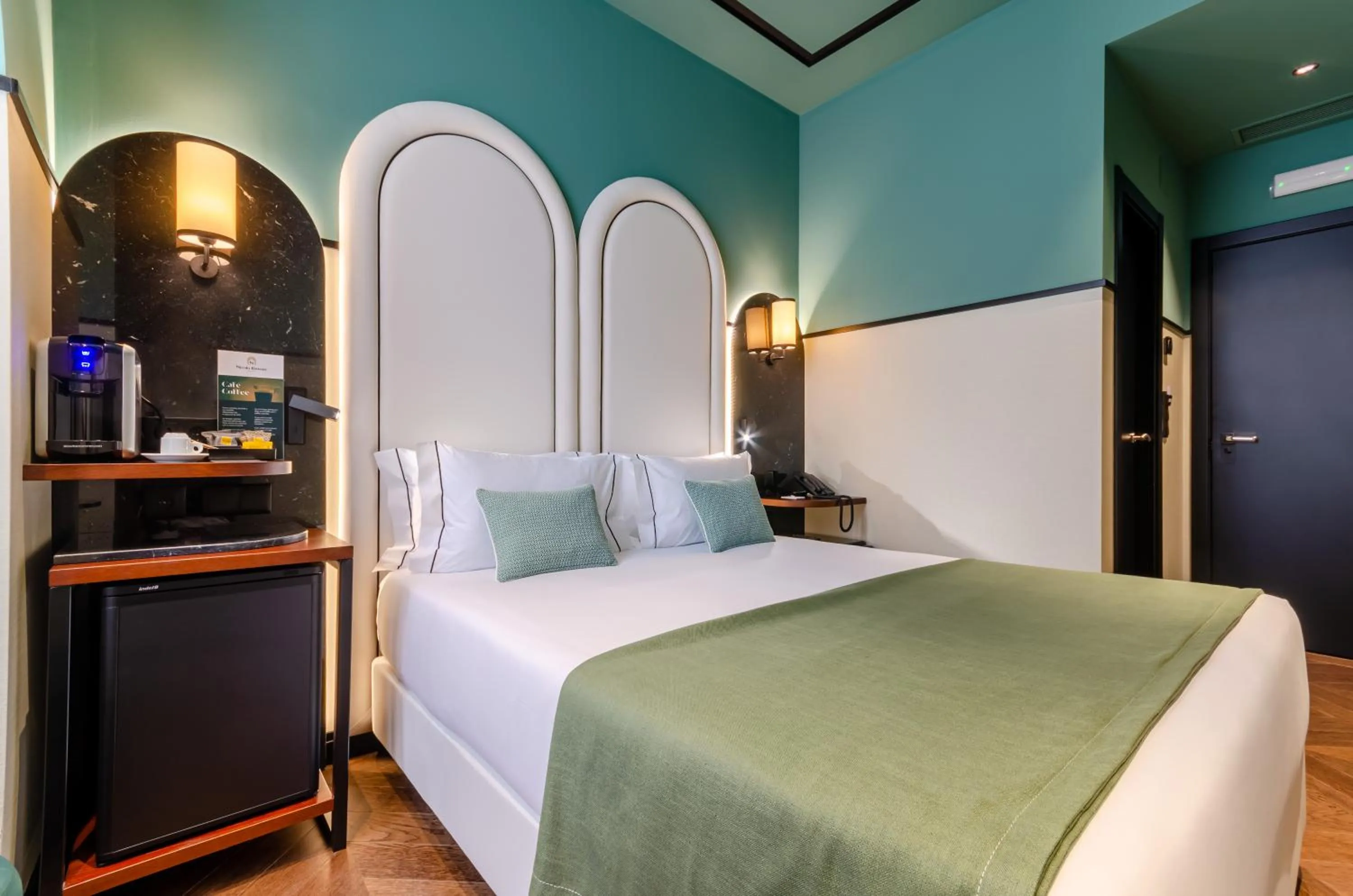 Bedroom, Bed in Nicola Rossio Hotel