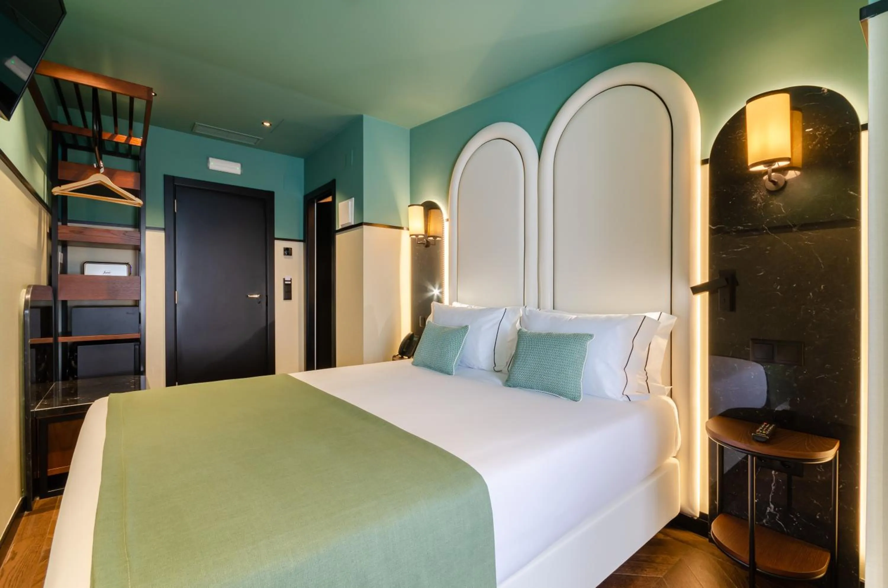 Bedroom, Bed in Nicola Rossio Hotel