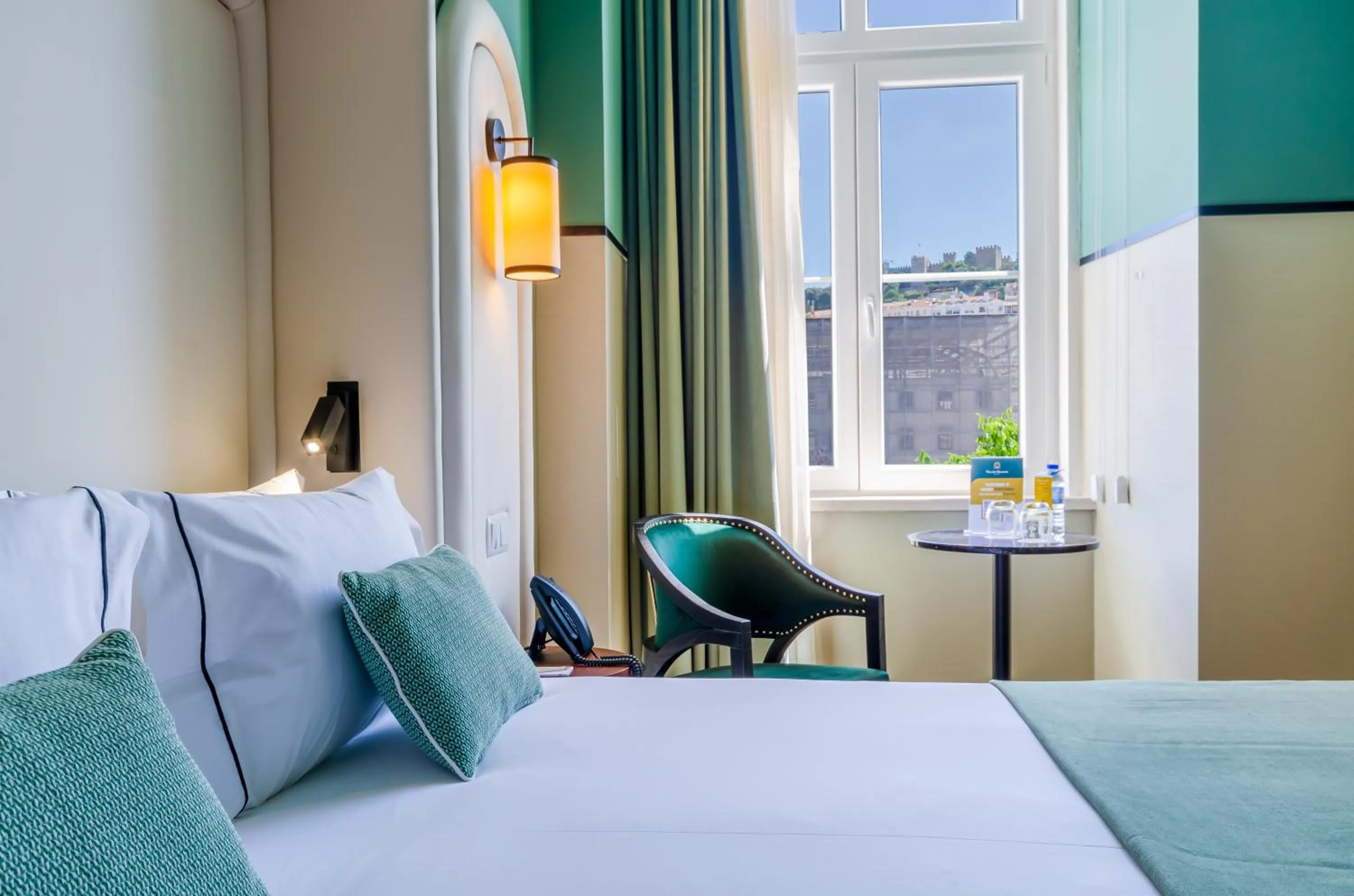 Bedroom, Bed in Nicola Rossio Hotel