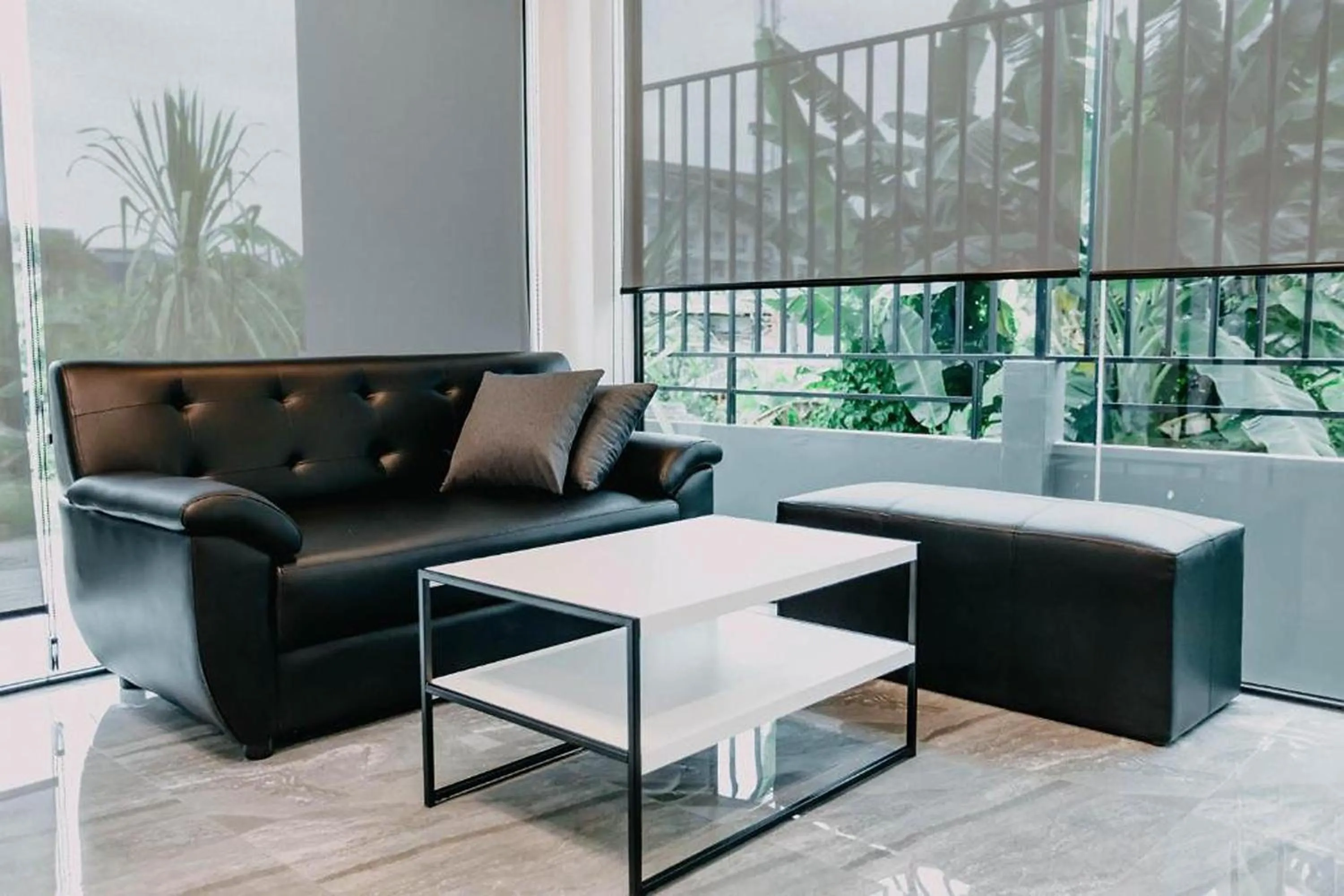 Lobby or reception in De Piraya residence