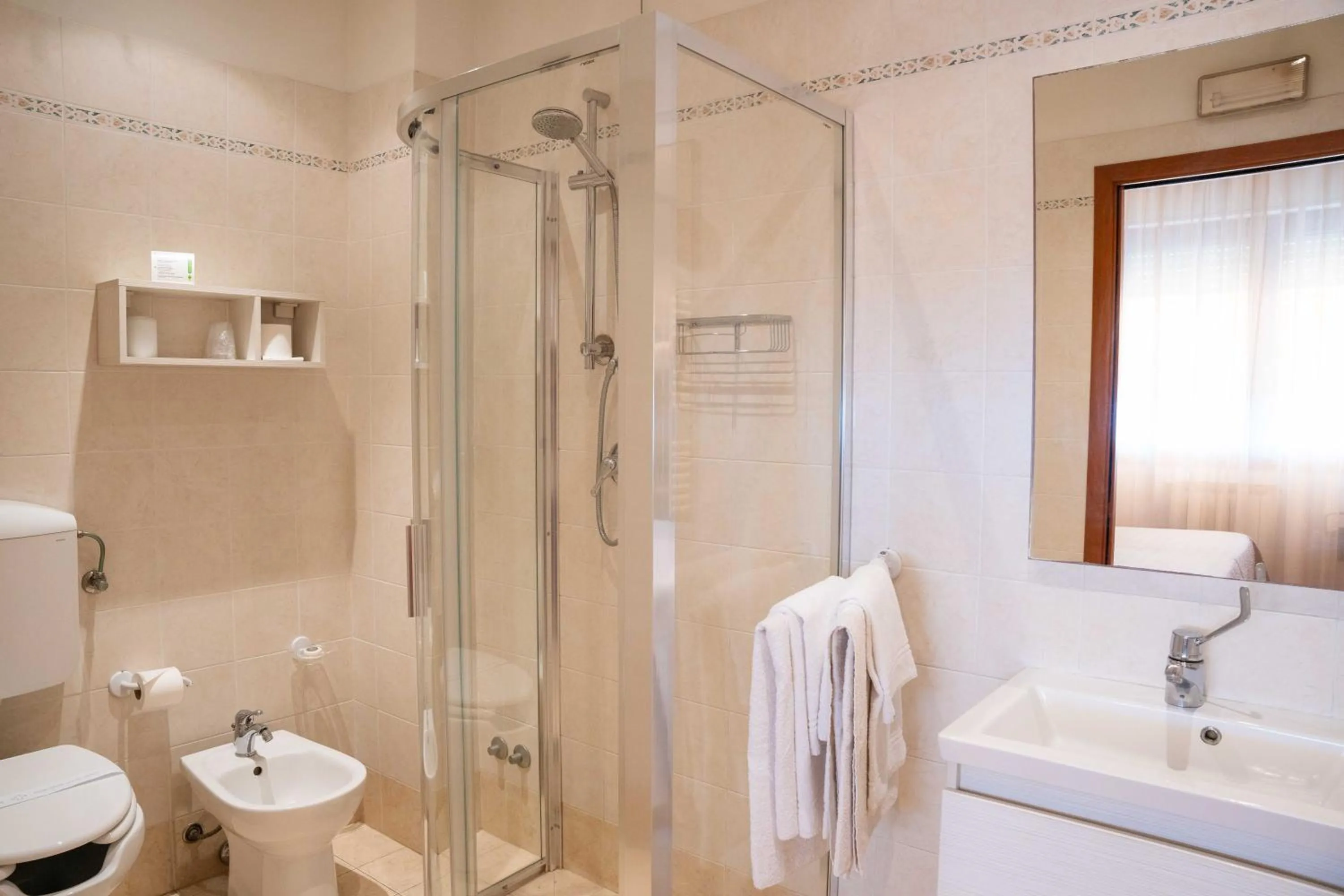 Bathroom in Hotel Pardini