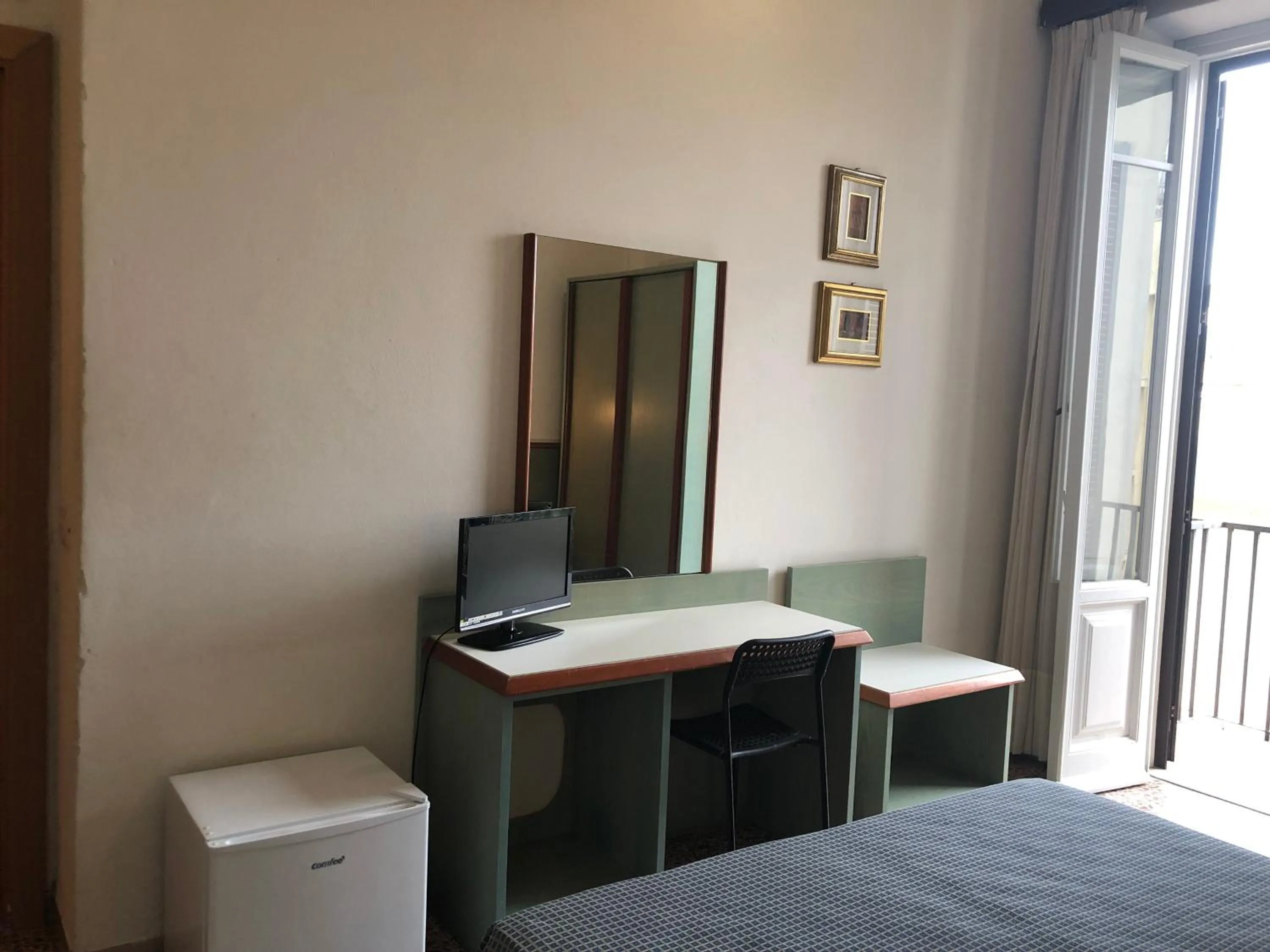 TV and multimedia in Hotel Lukas Vegetarian & Vegan